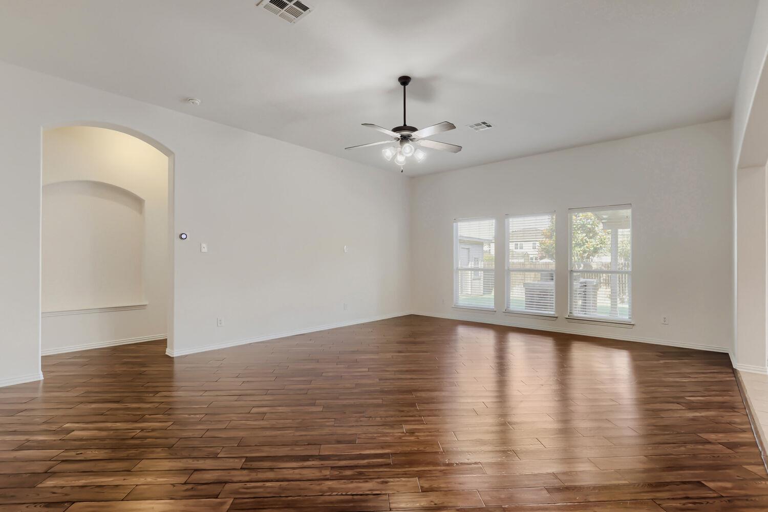 4th image of 1009 N Ash Cv, Hutto, TX 78634 | MLS# 1176715