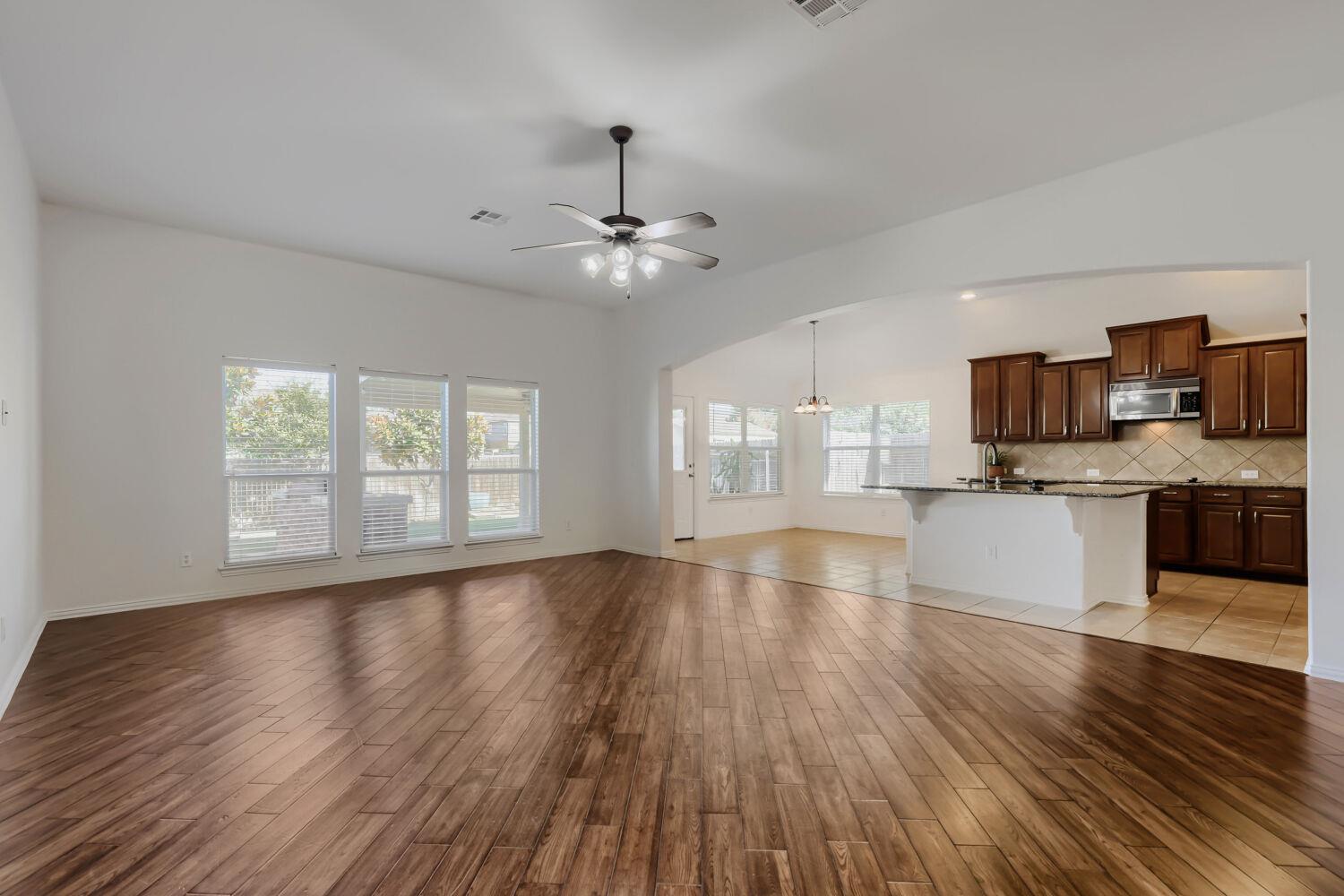 3rd image of 1009 N Ash Cv, Hutto, TX 78634 | MLS# 1176715