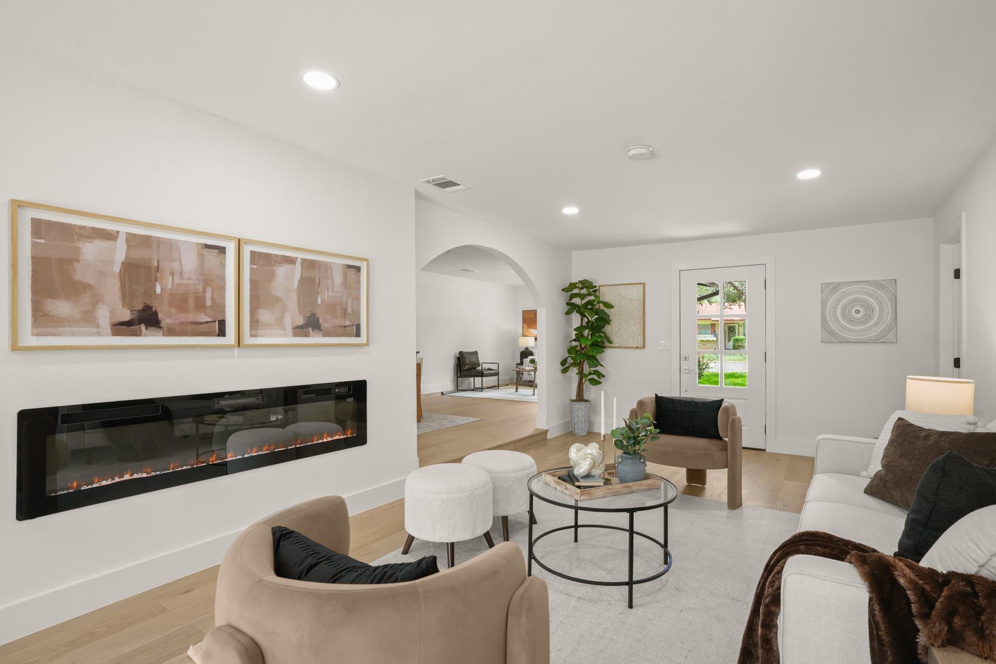 4th image of 2204 Fair Oaks Dr, Austin, TX 78745 | MLS# 7761734