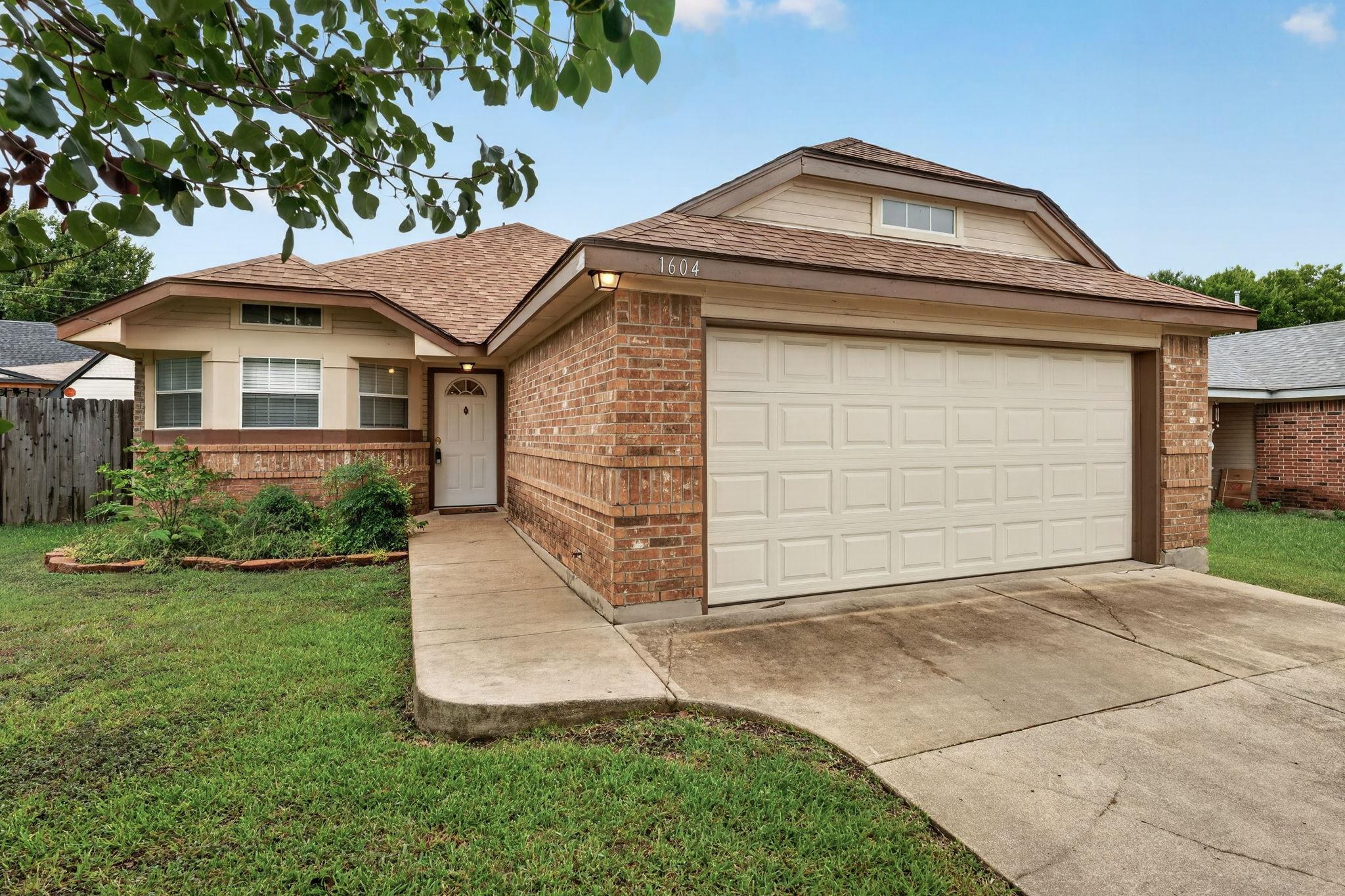 1st image of 1604 Southwestern Trl, Round Rock, TX 78664 | MLS# 2574561