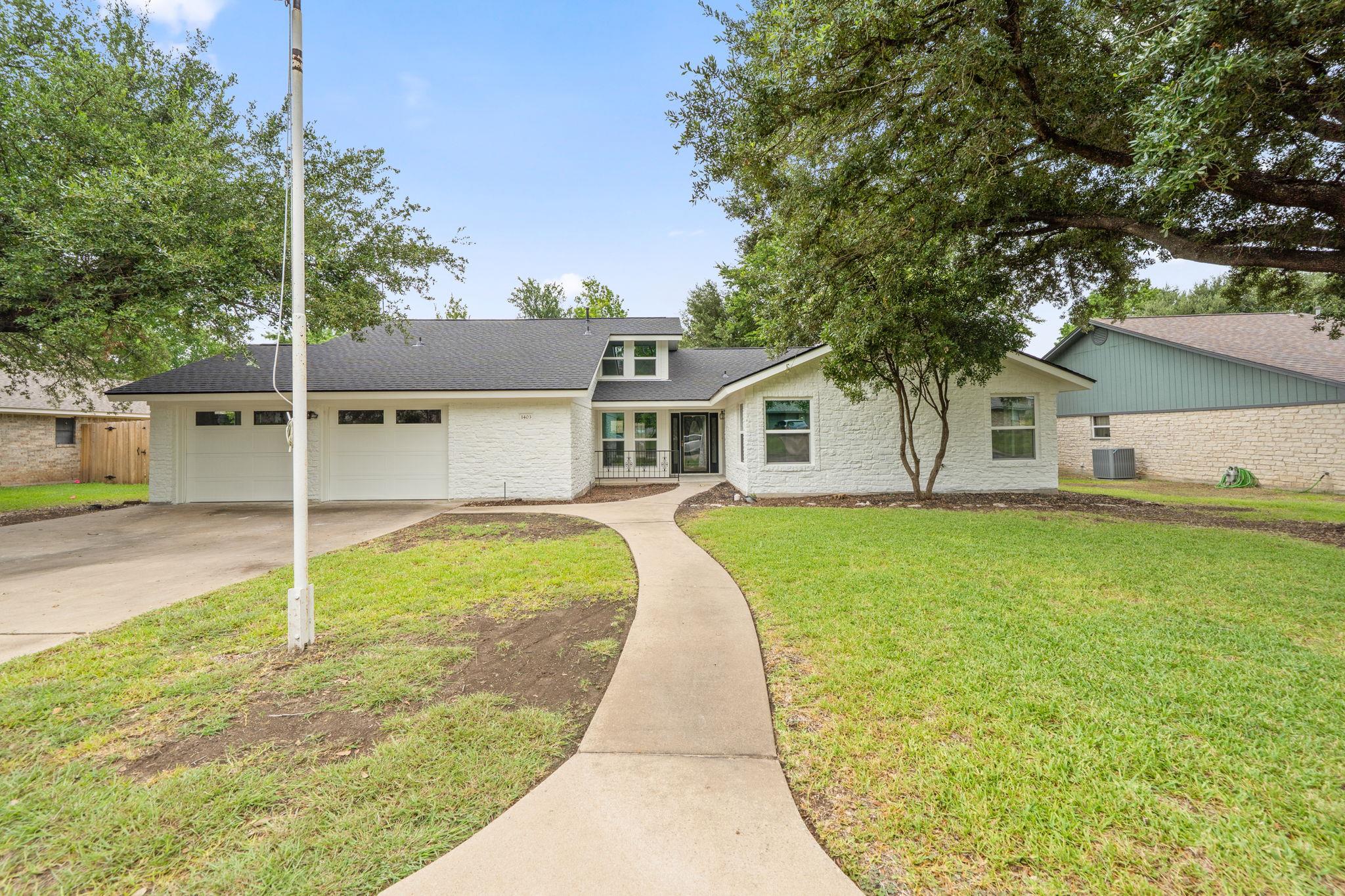 1st image of 1403 Stone Ridge Dr, Taylor, TX 76574 | MLS# 4964921