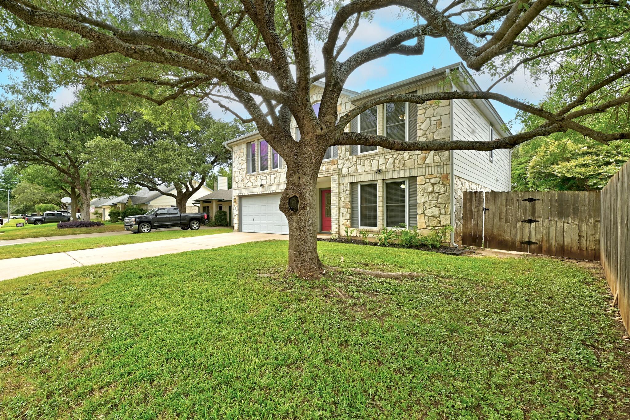 2nd image of 8416 Priest River Dr, Round Rock, TX 78681 | MLS# 9922628