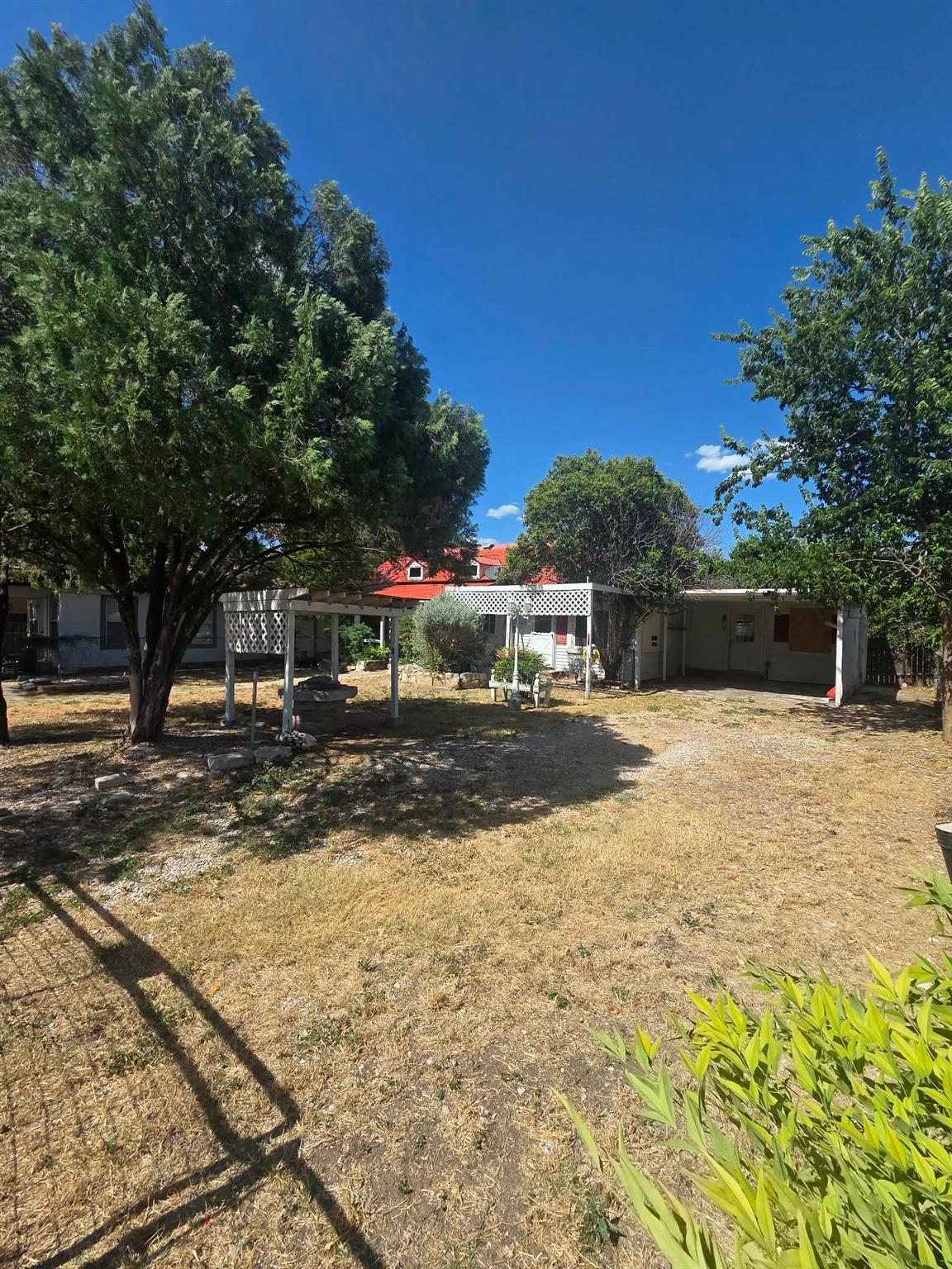 Homes for sale in Lampasas, TX | 505 1/2 S Main St S, Lampasas, TX 76550 | MLS# 5362747