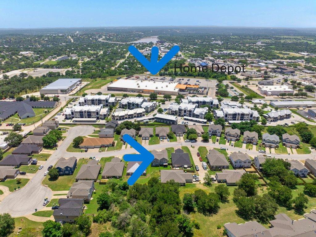 2nd image of 709 Claremont Pkwy, Marble Falls, TX 78654