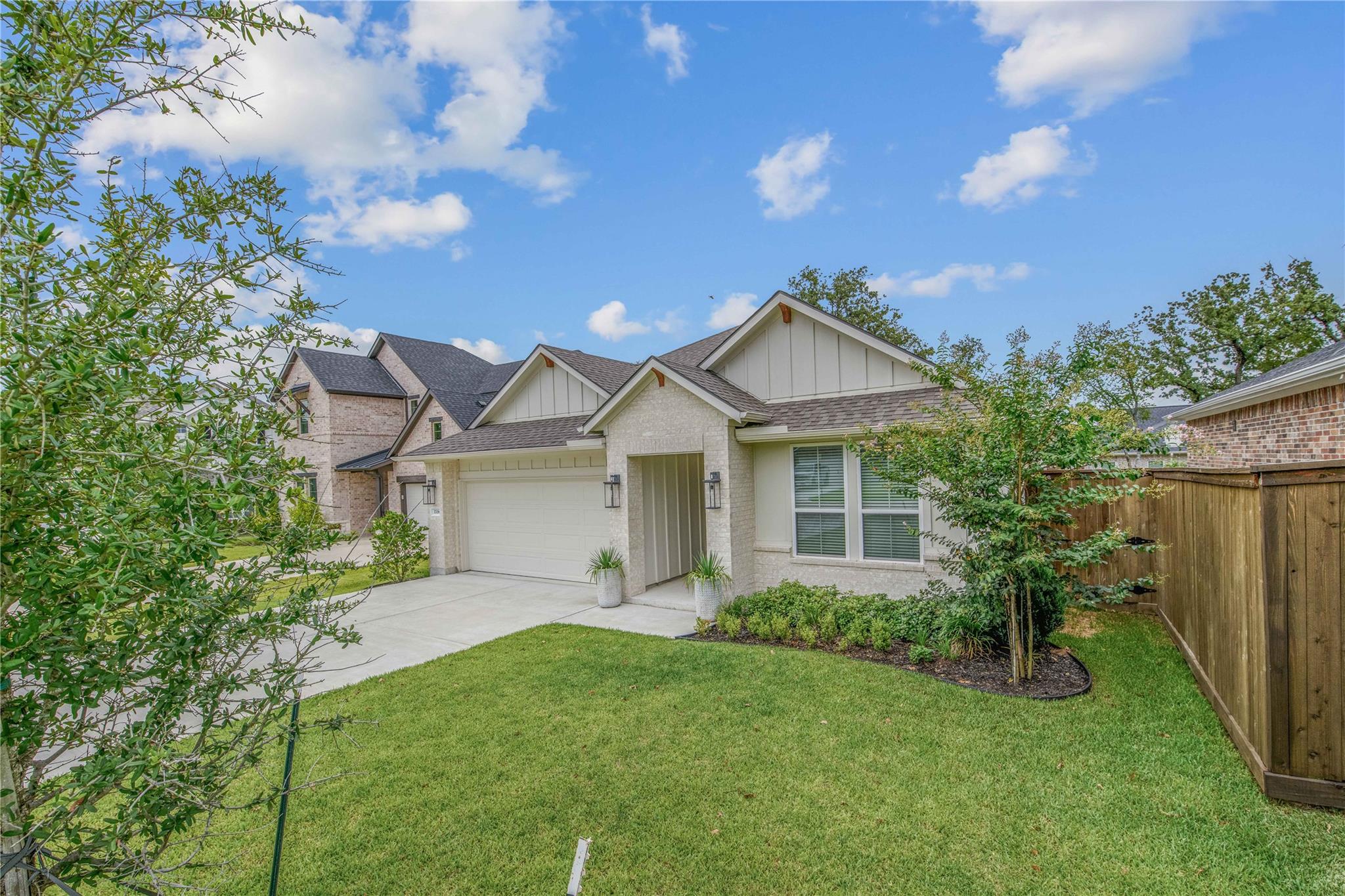 2nd image of 3708 Archer Falls Ct, College Station, TX 77845 | MLS# 2368703