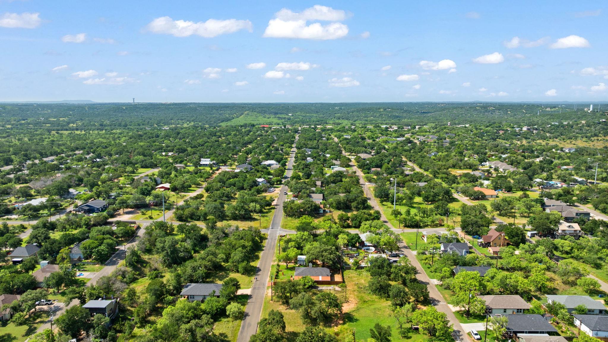 Homes for sale in Cottonwood Shores, TX | 808 Pecan Ln, Cottonwood Shores, TX 78657 | MLS# 7669886