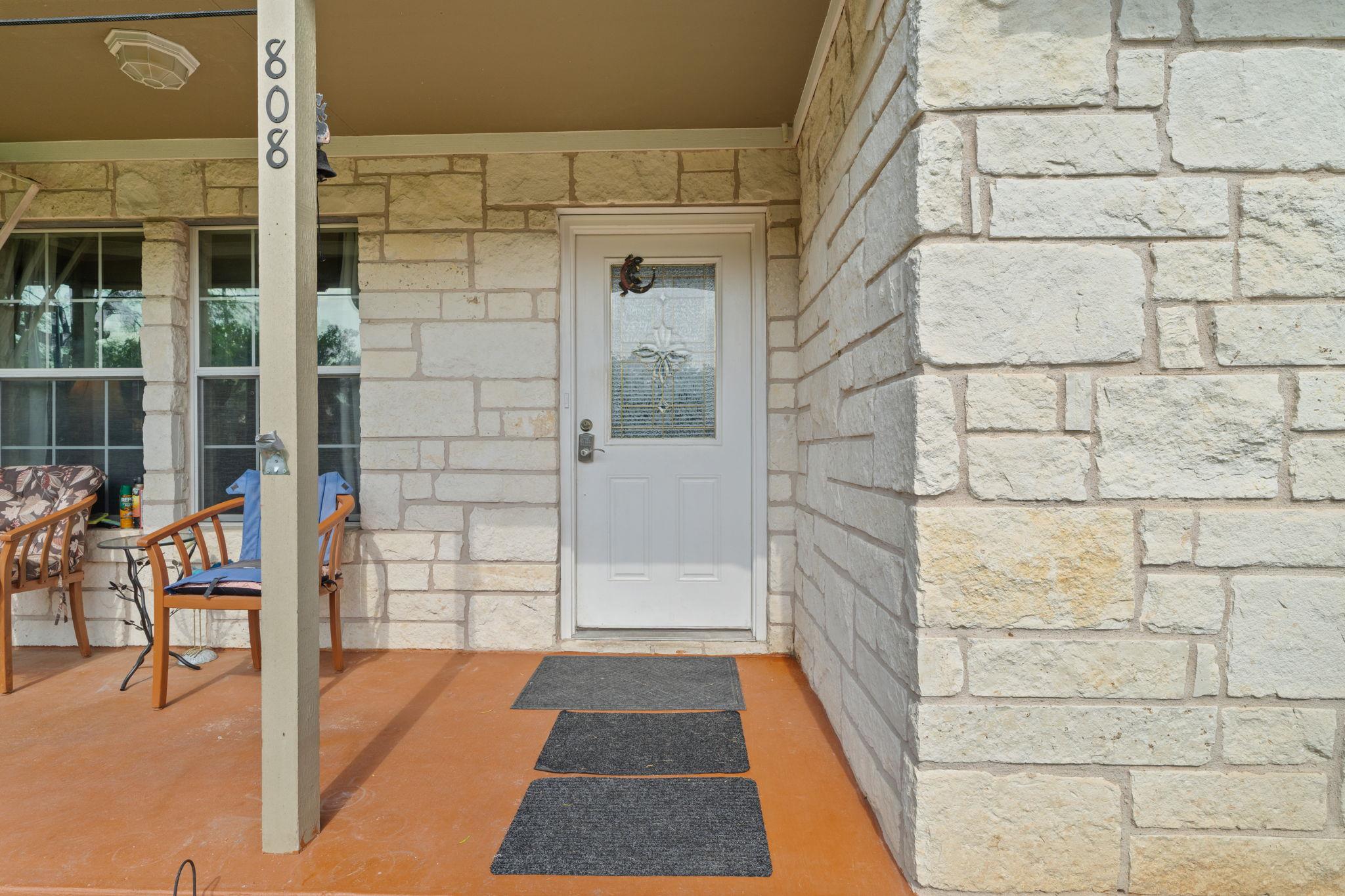 Homes for sale in Cottonwood Shores, TX | 808 Pecan Ln, Cottonwood Shores, TX 78657 | MLS# 7669886