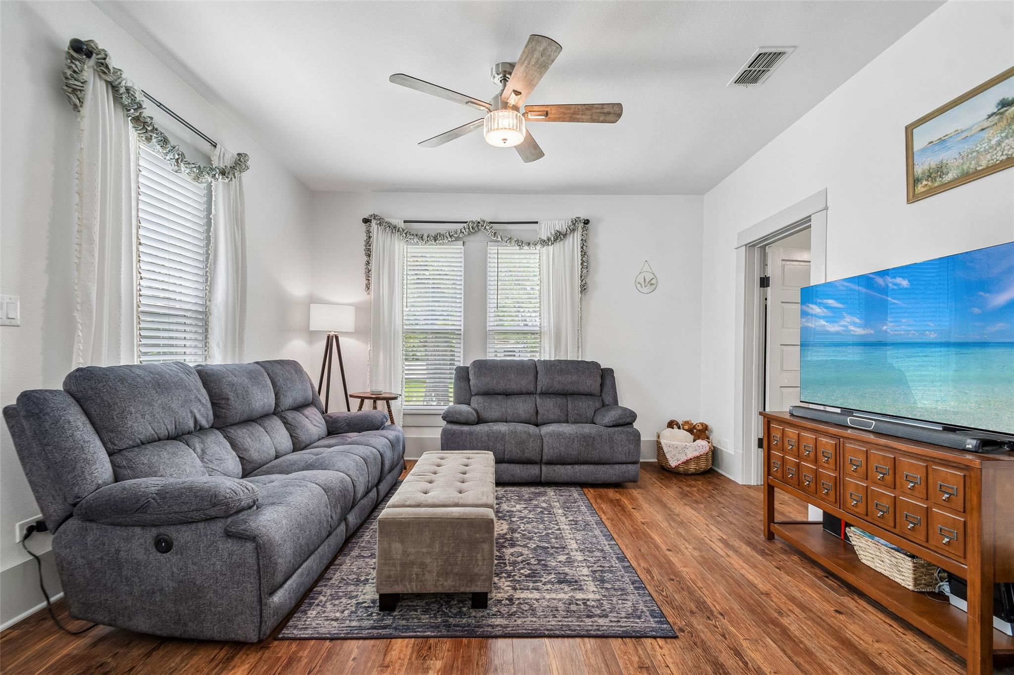 5th image of 406 Live Oak St, Smithville, TX 78957 | MLS# 3597485