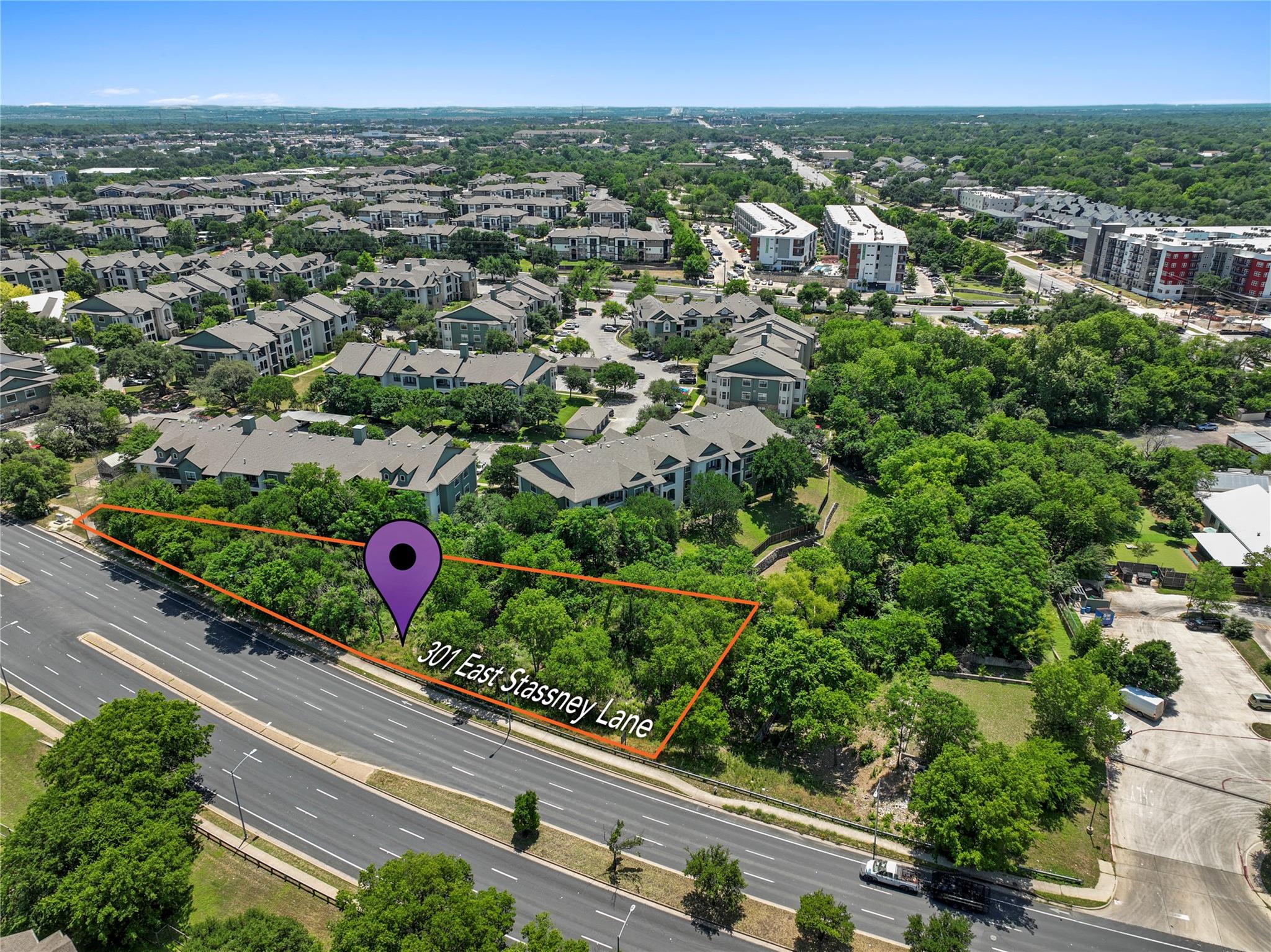 2nd image of 301 E Stassney Ln, Austin, TX 78745 | MLS# 2929690