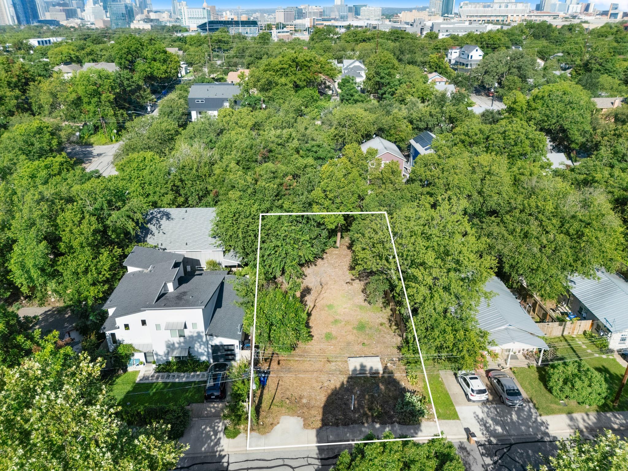 1st image of 2006 Alamo St, Austin, TX 78722 | MLS# 8294210