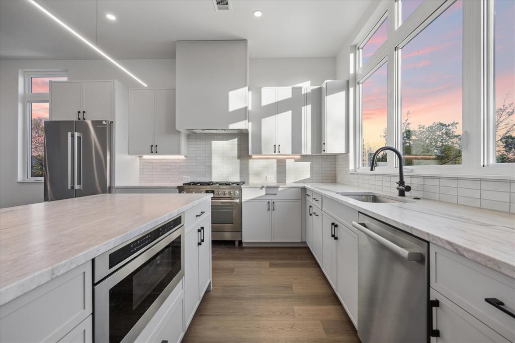 3rd image of 4101 Menchaca Rd, Austin, TX 78704