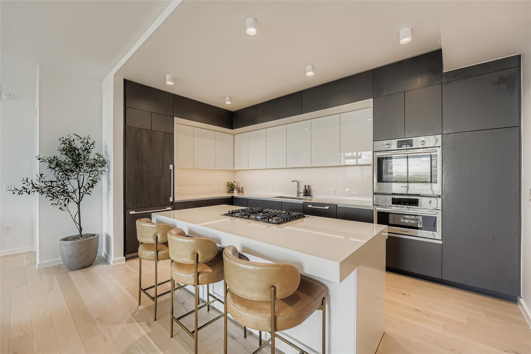 4th image of 313 W 17Th St #1404, Austin, TX 78701 | MLS# 9852513