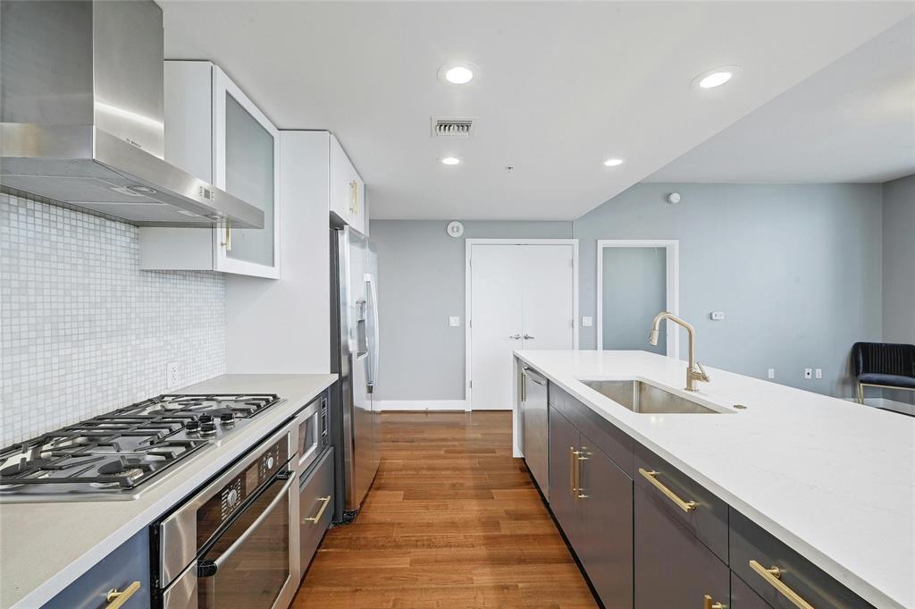 4th image of 300 Bowie St #2301, Austin, TX 78703 | MLS# 6522850