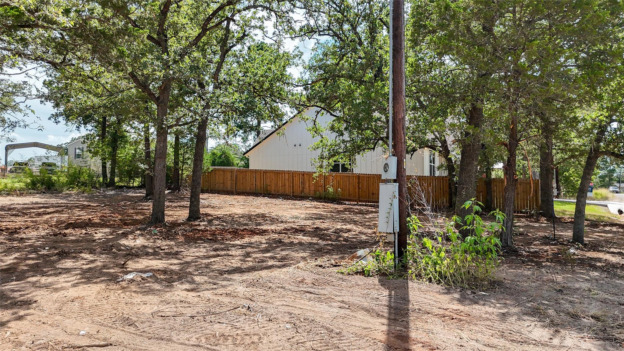 4th image of 115 Eaglenest Ct, Smithville, TX 78957 | MLS# 5933935