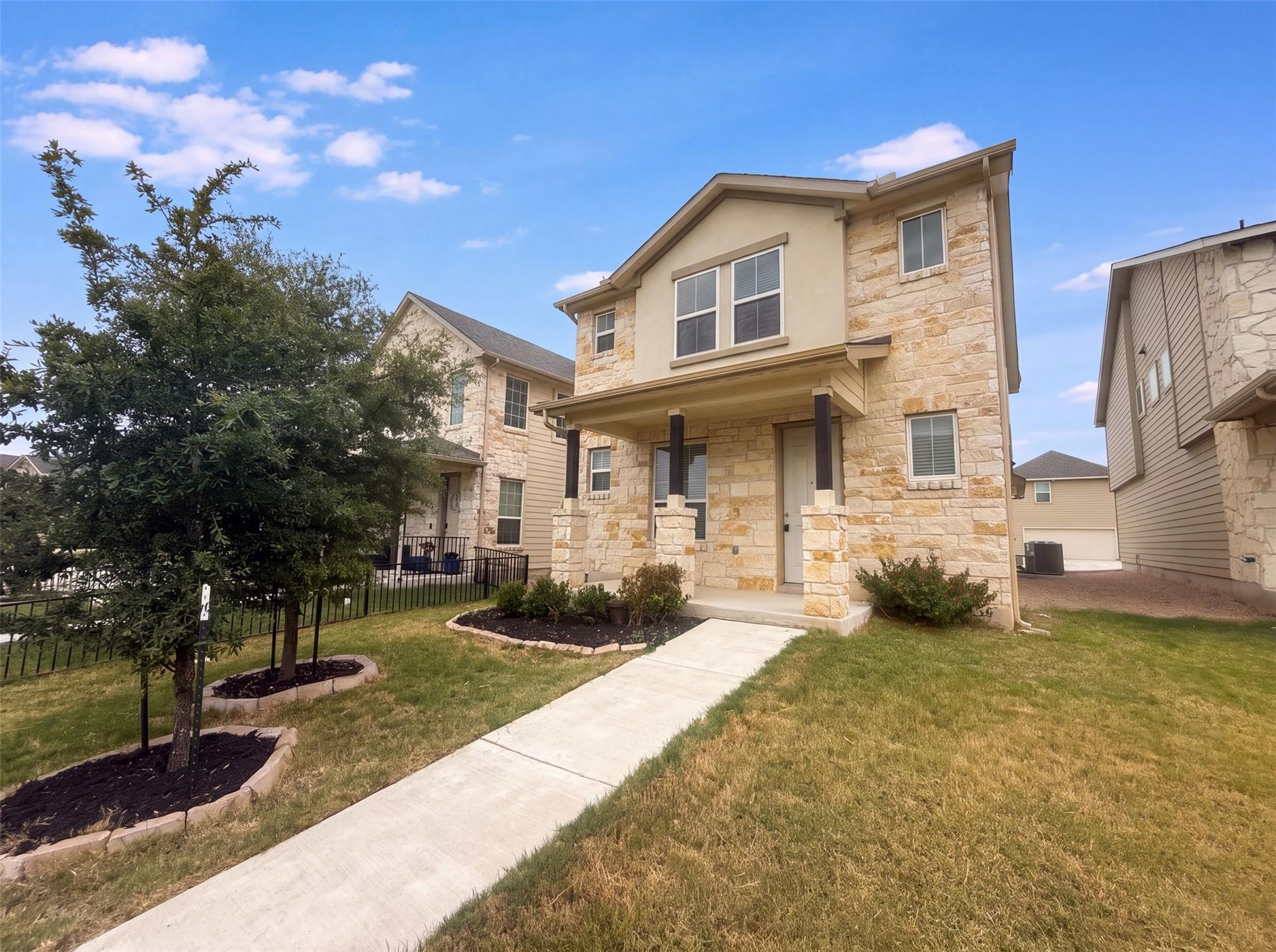1st image of 304 Lost Mine Peak Ln, Dripping Springs, TX 78620 | MLS# 5293146