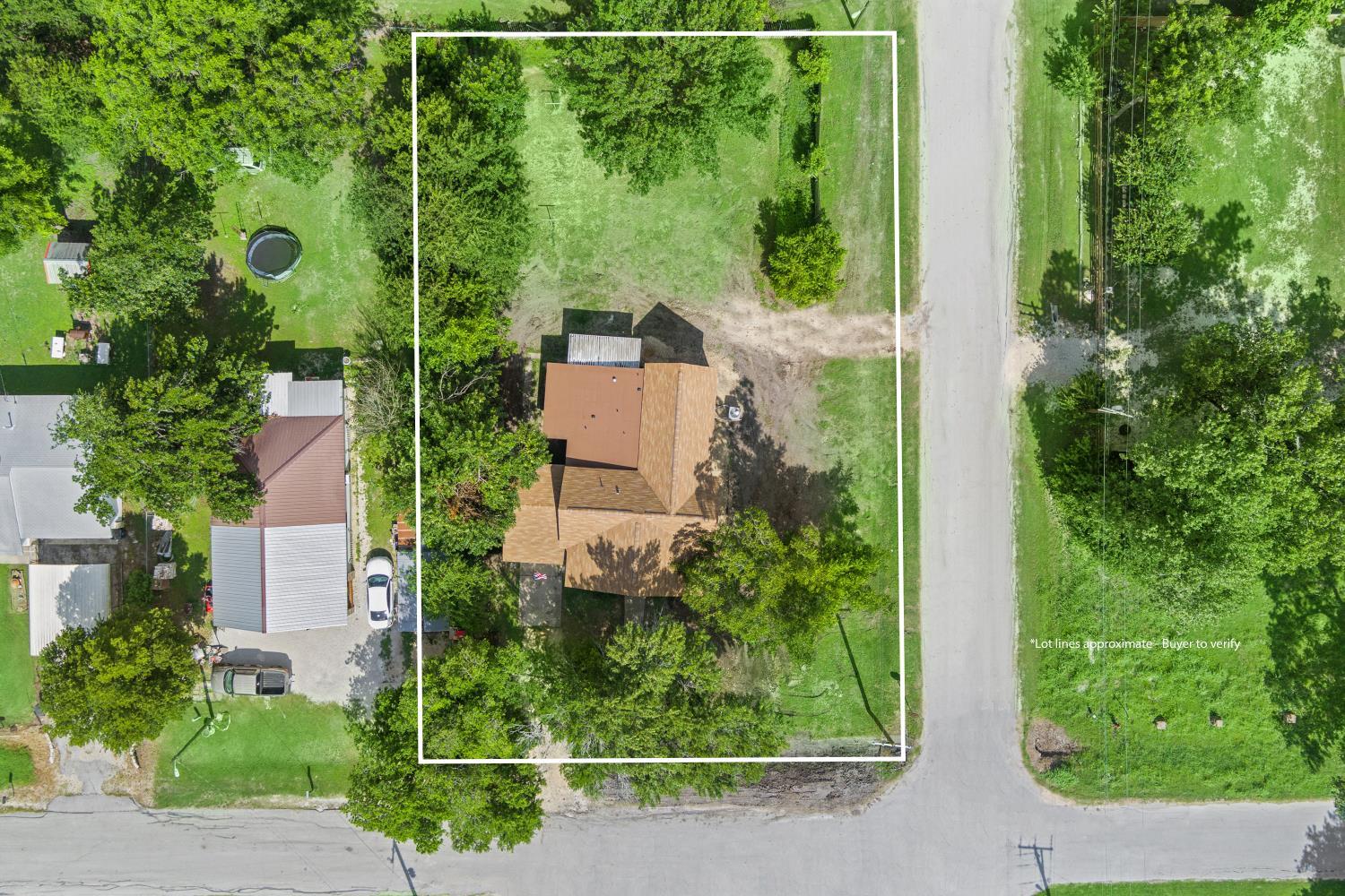 3rd image of 405 S Evie St, Bartlett, TX 76511 | MLS# 8778147
