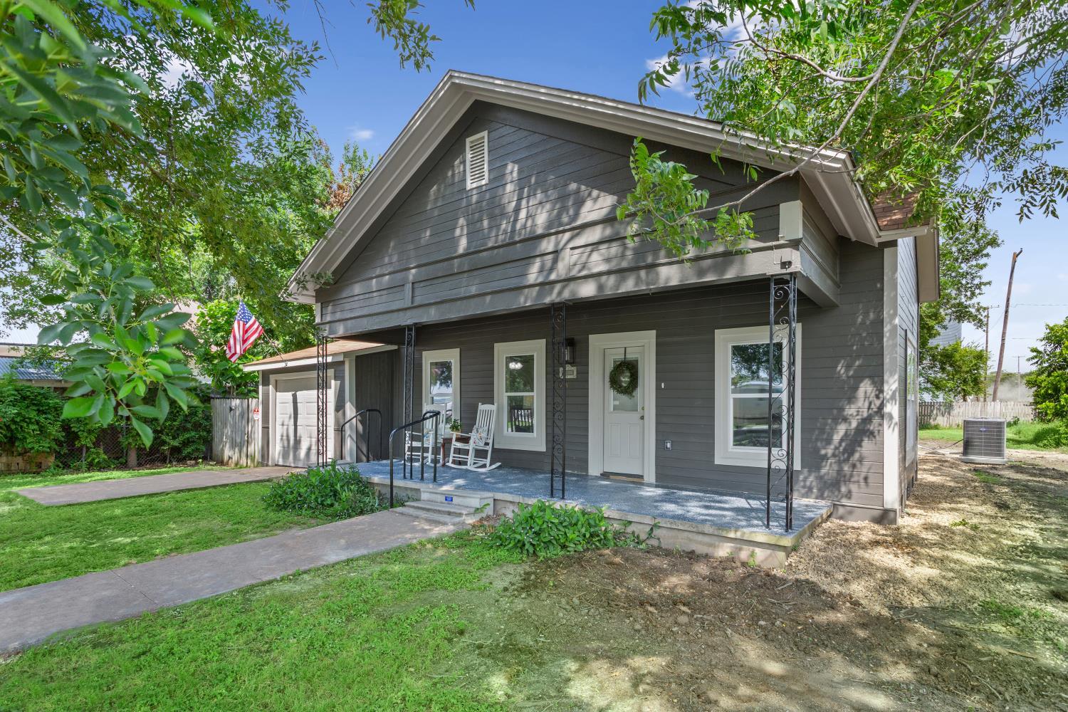 5th image of 405 S Evie St, Bartlett, TX 76511 | MLS# 8778147