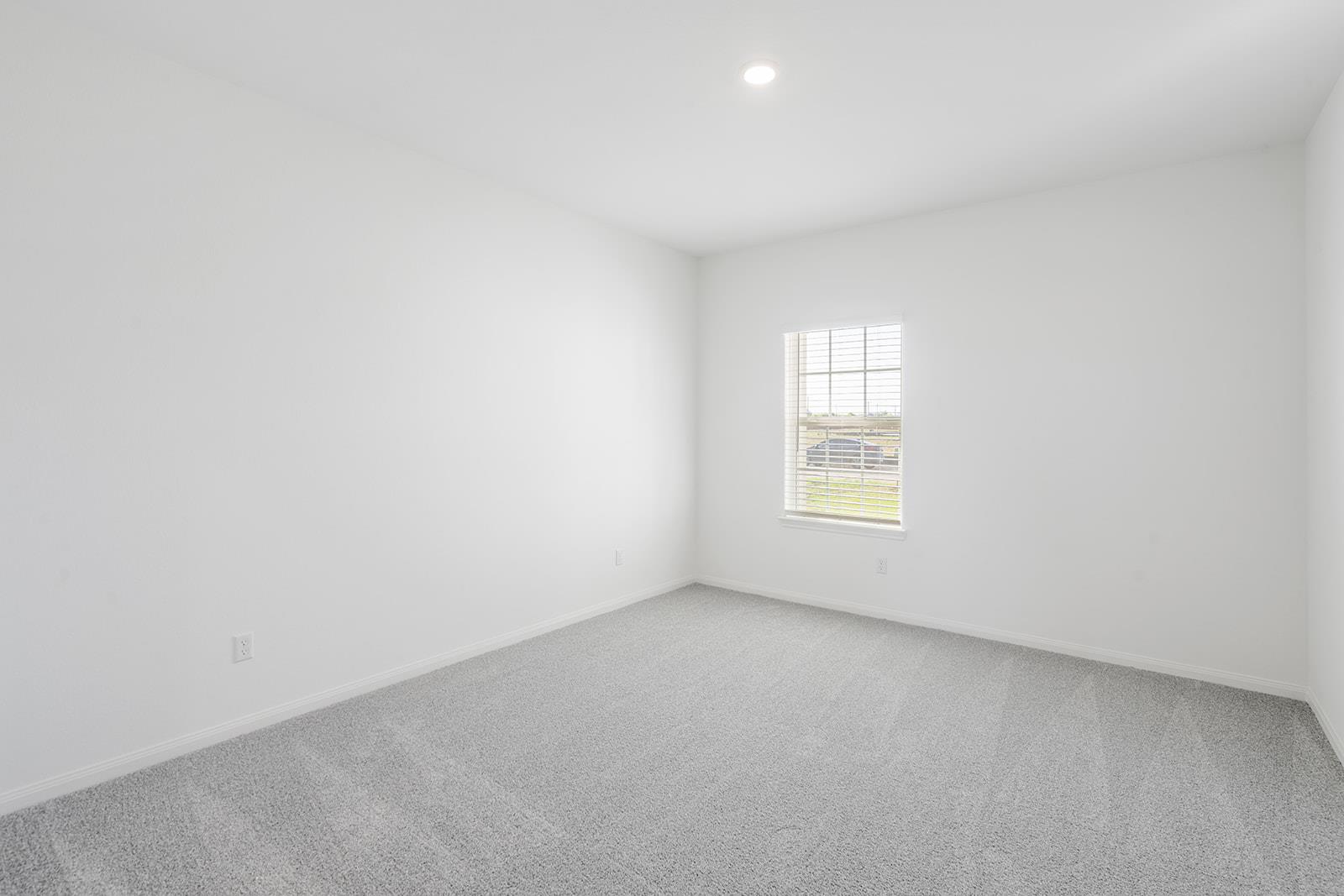5th image of 135 Wirepass Crst, Jarrell, TX 76537 | MLS# 5310322