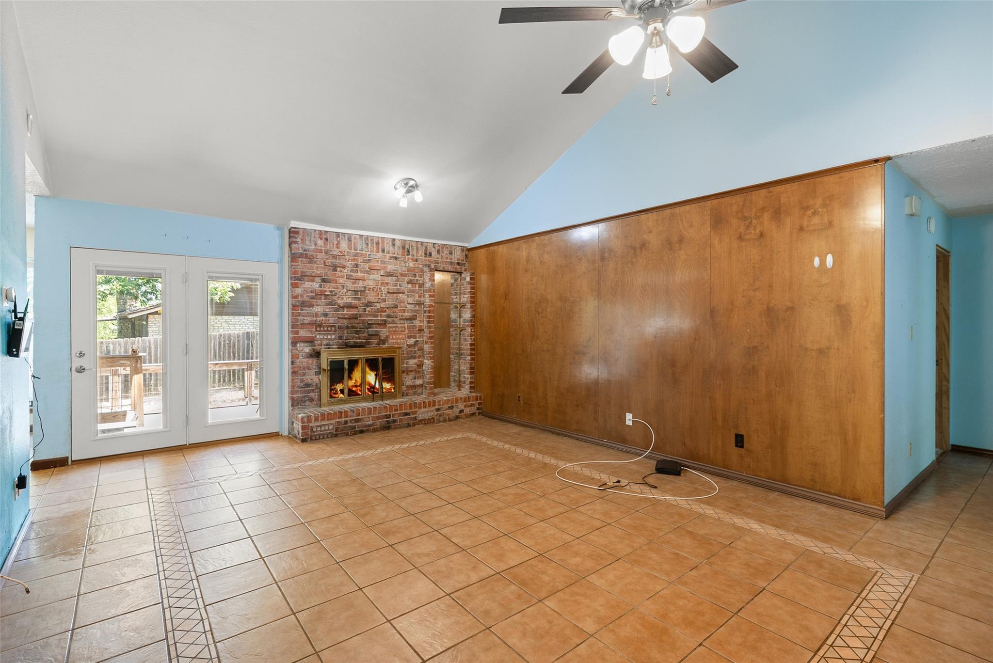 3rd image of 102 Chaparral St, San Marcos, TX 78666 | MLS# 6511599