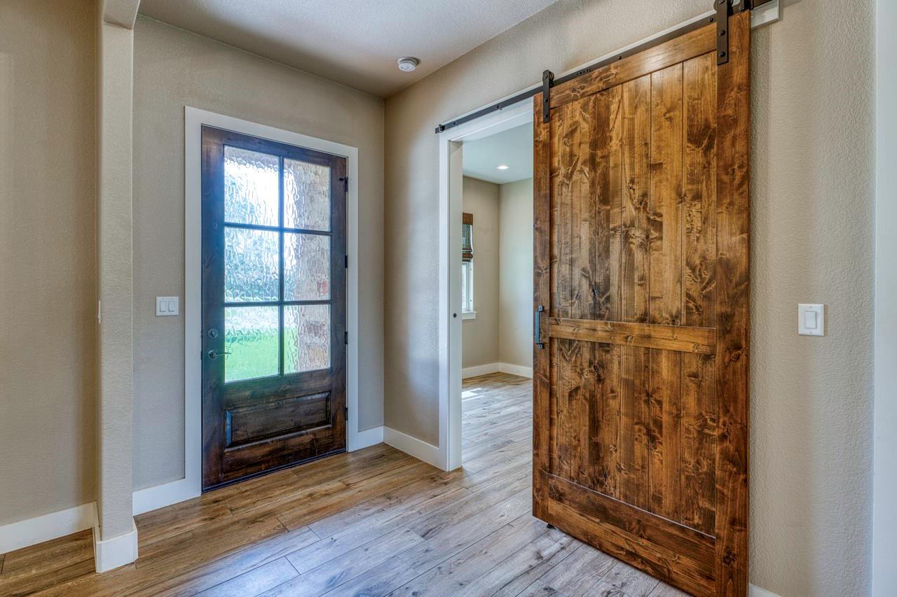 5th image of 804 Four Oaks Ln, Marble Falls, TX 78654 | MLS# 7498379
