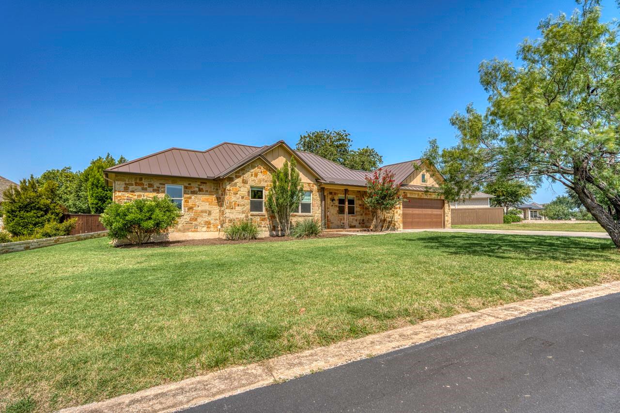1st image of 804 Four Oaks Ln, Marble Falls, TX 78654 | MLS# 7498379