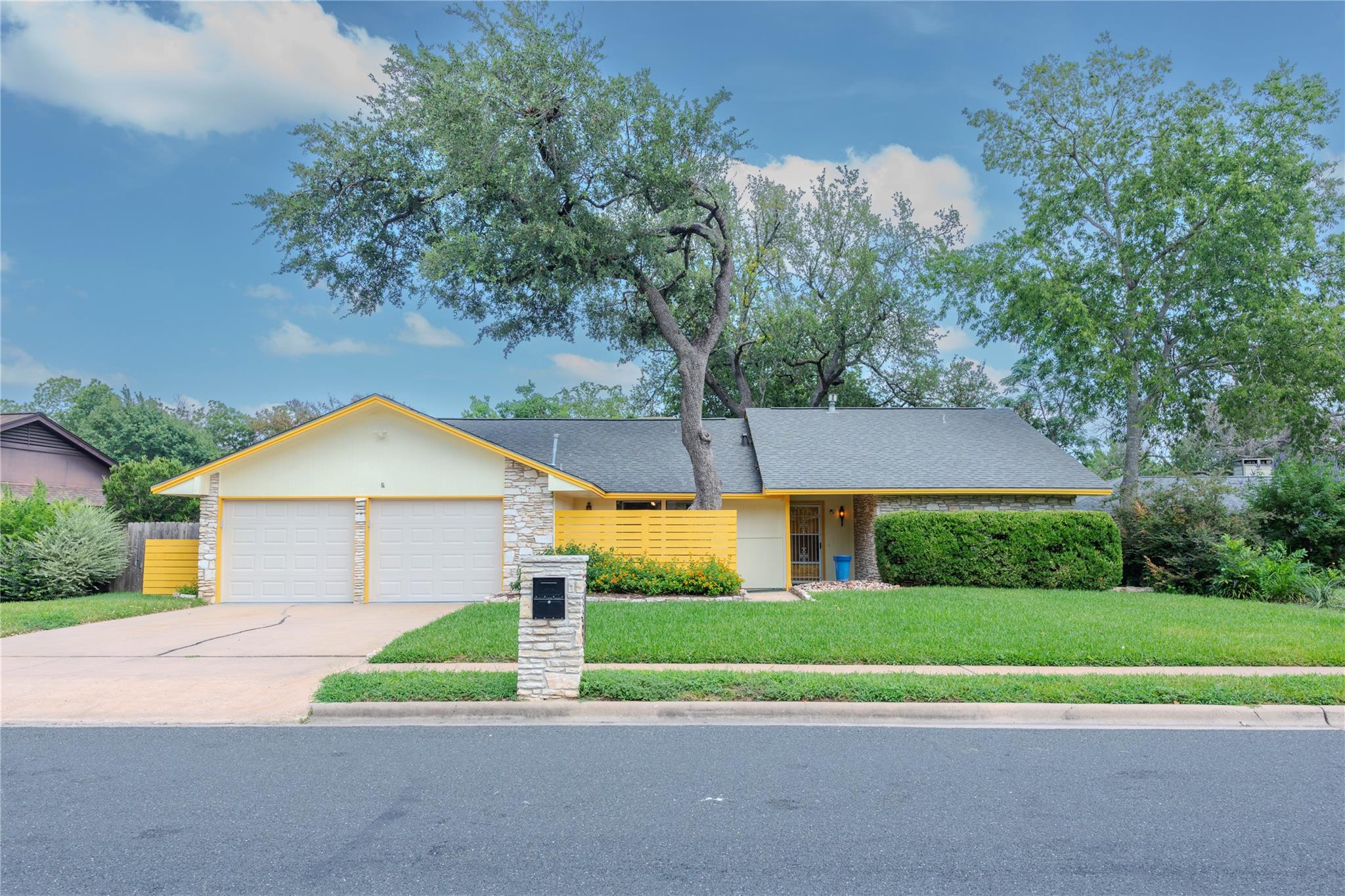 1st image of 12409 Split Rail Pkwy, Austin, TX 78750 | MLS# 3115100