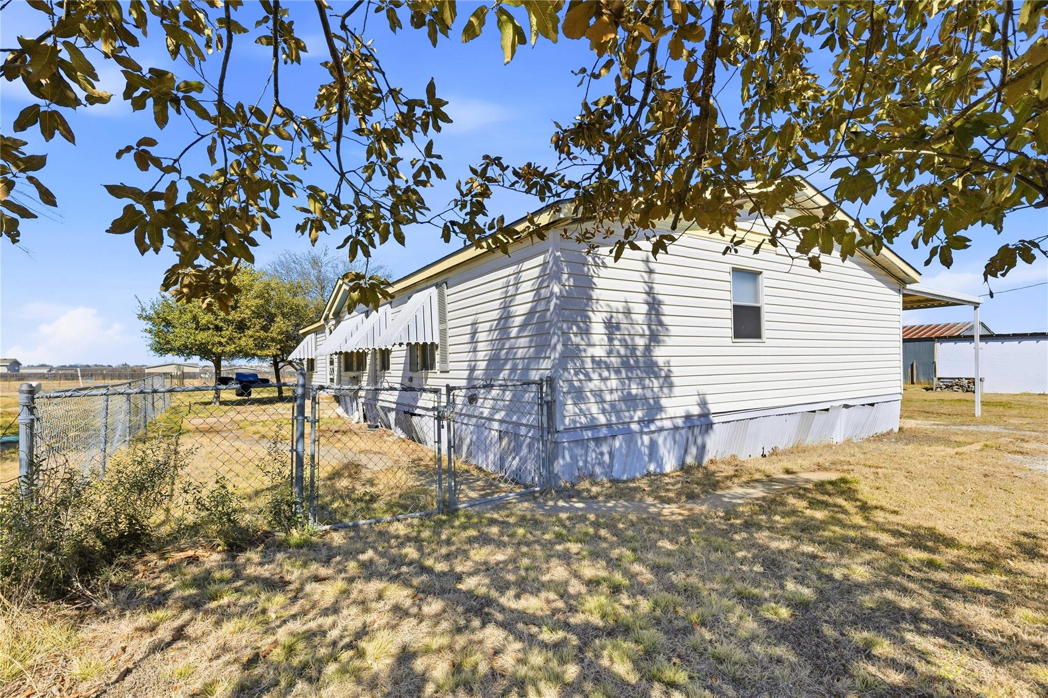 2nd image of 100 Prairie Dr, Jarrell, TX 76537 | MLS# 5195918