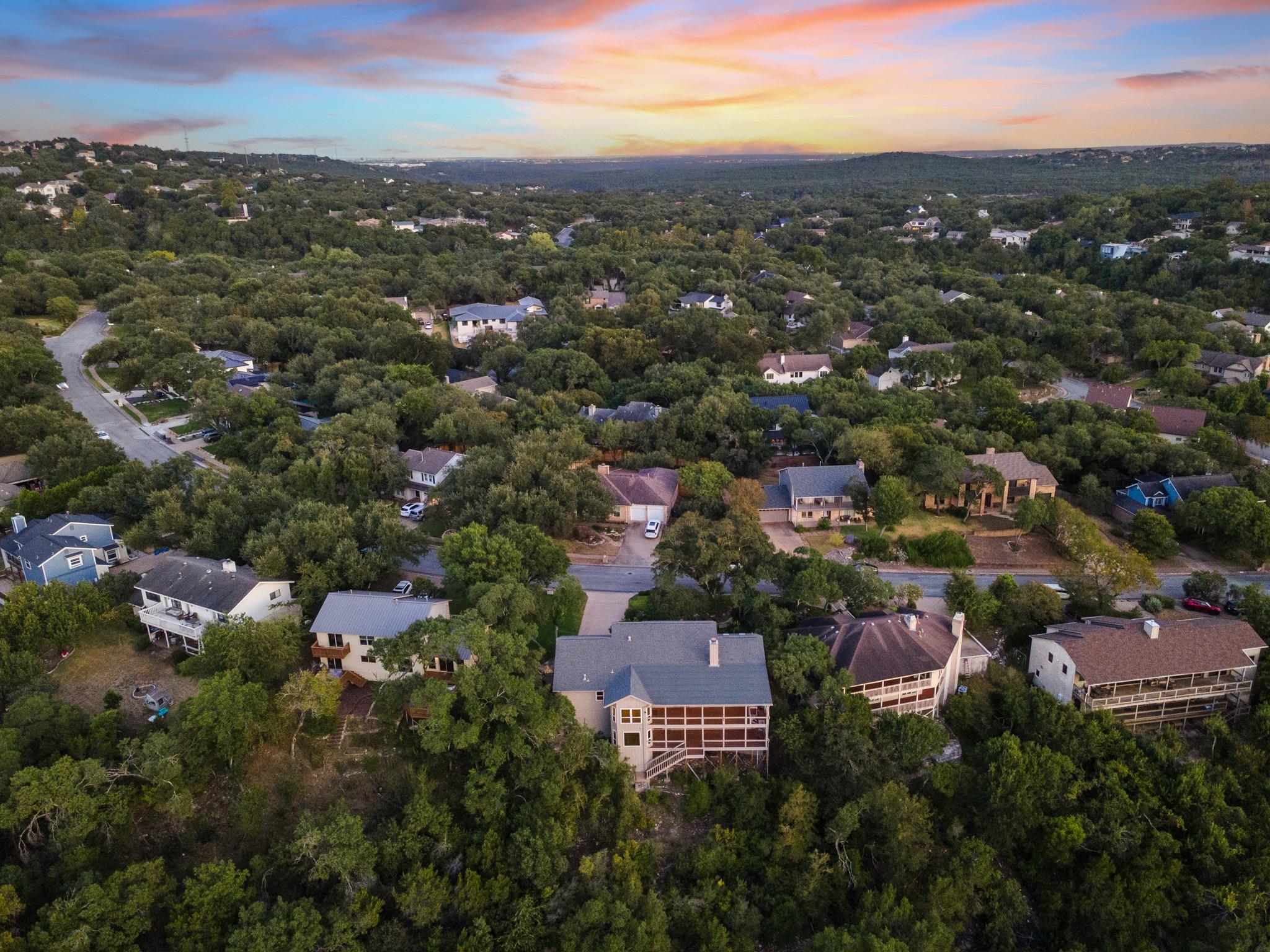 40th image of 1528 Ben Crenshaw Wy, Austin, TX 78746 | MLS# 1293941
