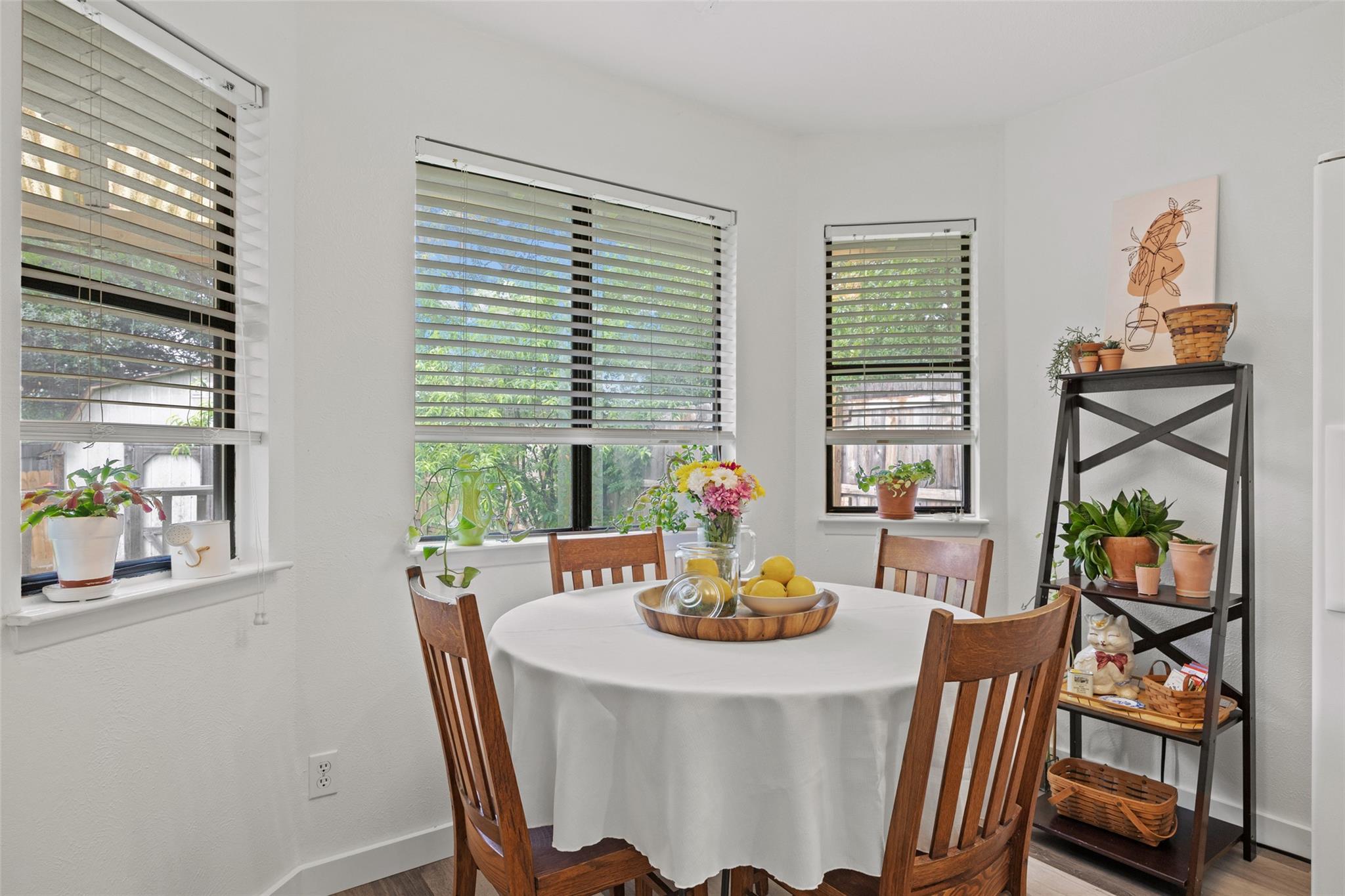 5th image of 5506 S Pleasant Valley Rd, Austin, TX 78744 | MLS# 7765820
