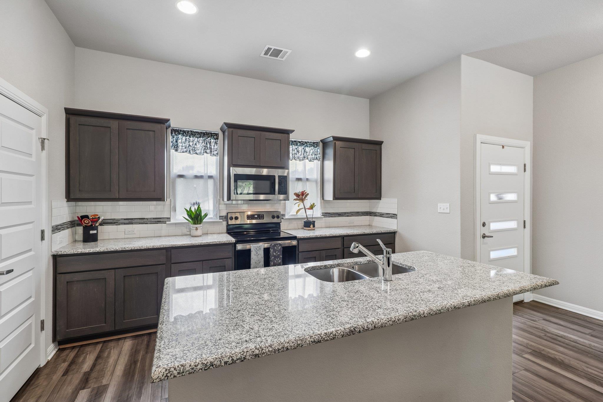 5th image of 2701 Warren Cv, Lago Vista, TX 78645 | MLS# 6269318