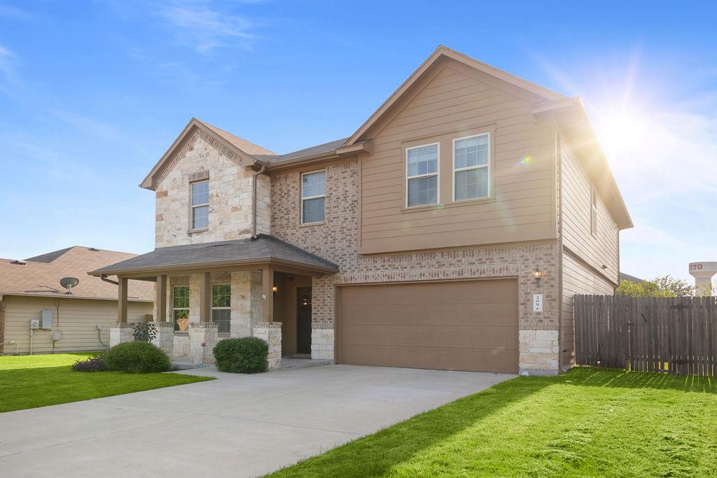 2nd image of 209 Anderson St, Hutto, TX 78634 | MLS# 4959637