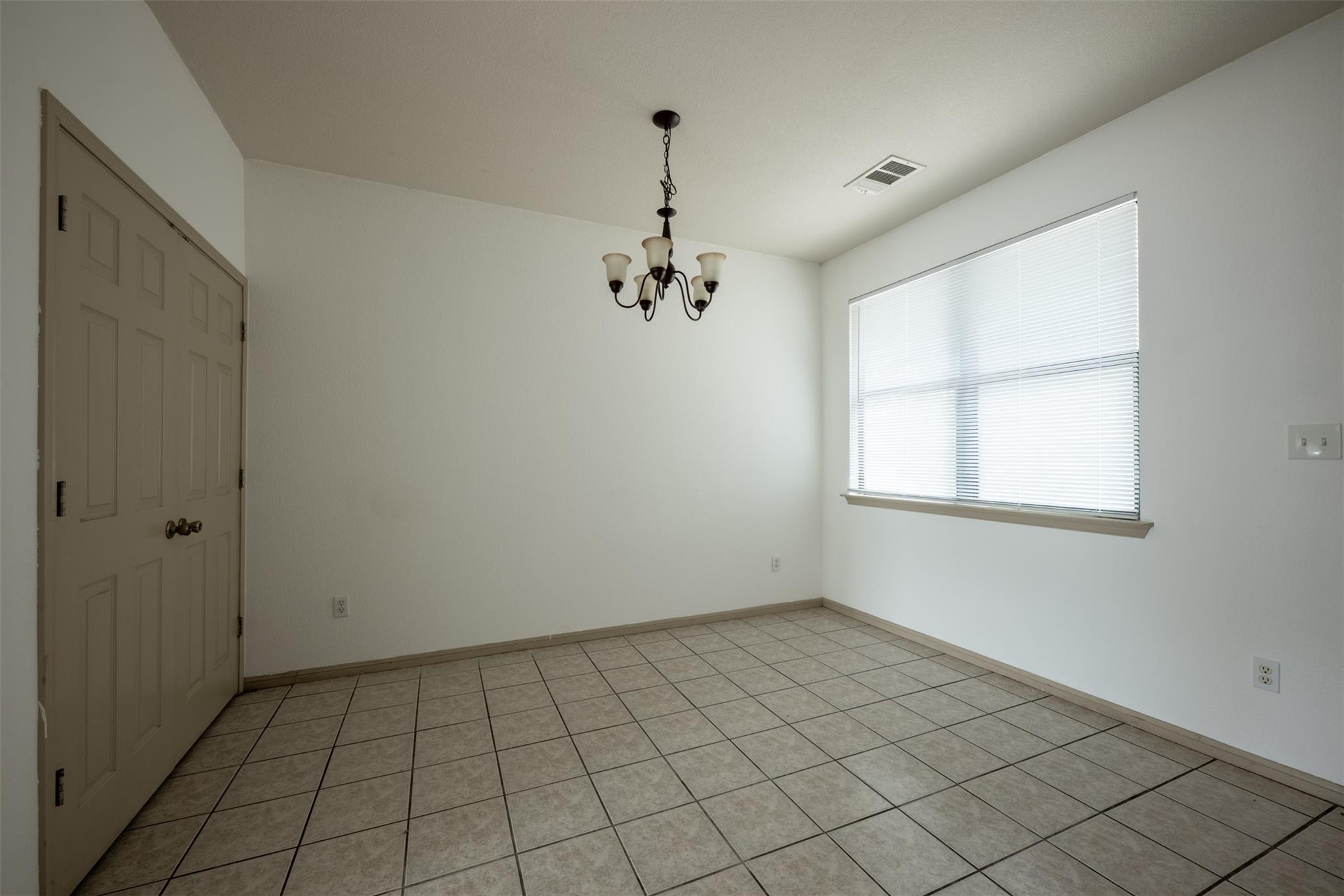 3rd image of 8901 Parkfield Dr, Austin, TX 78758 | MLS# 4450162