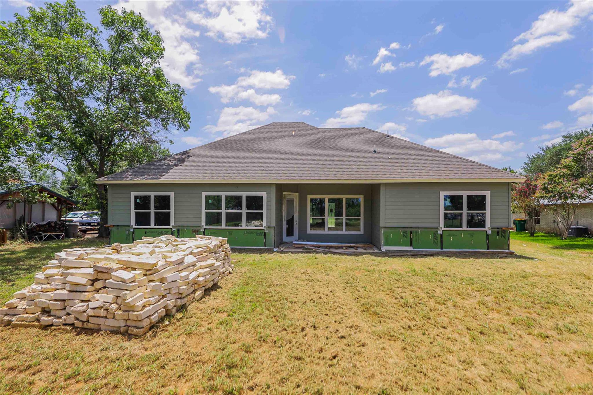 2nd image of 114 Wren St, Highland Haven, TX 78654 | MLS# 2923695