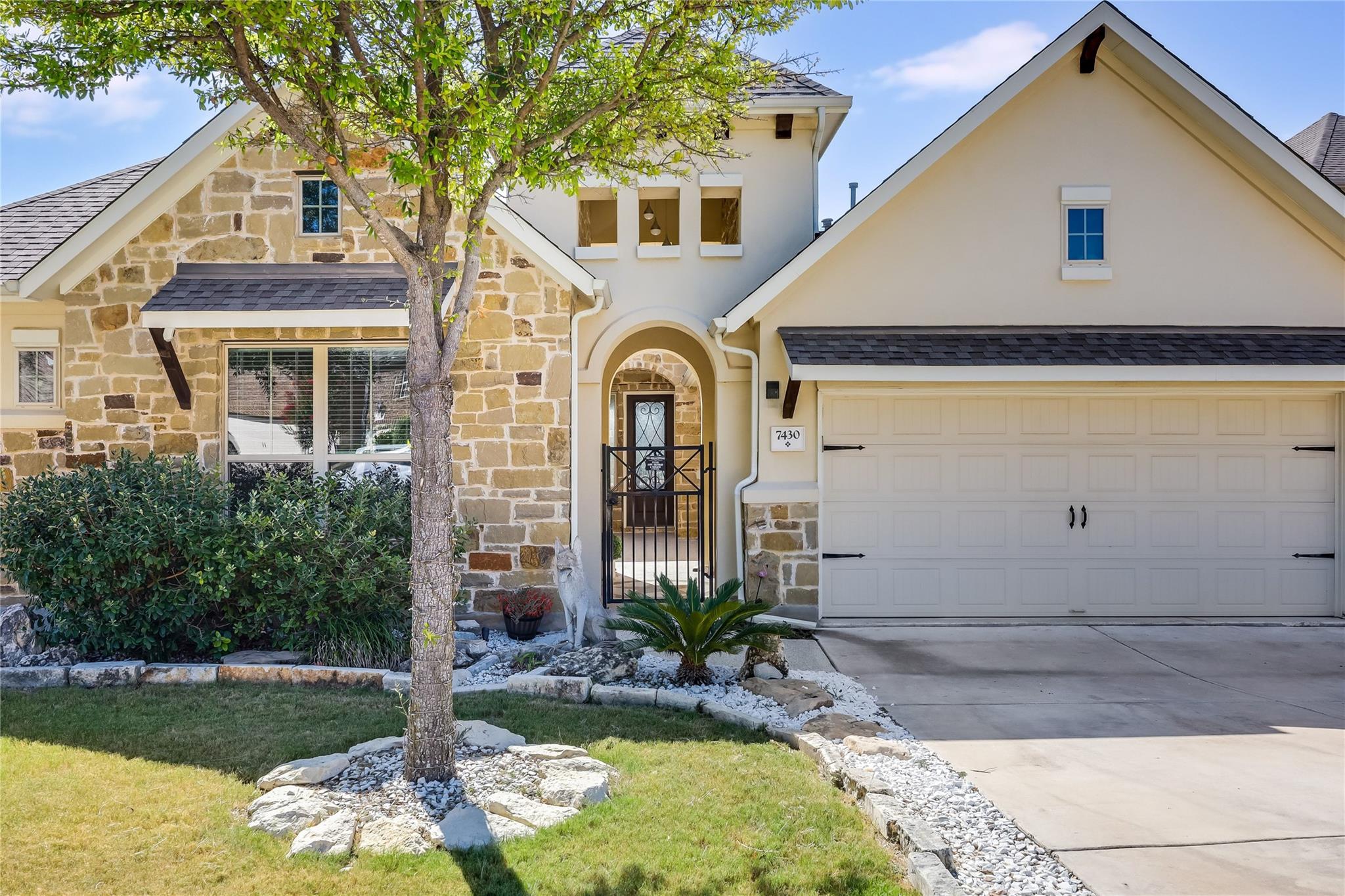 2nd image of 7430 Pace Ravine Dr, Lago Vista, TX 78645 | MLS# 4063068