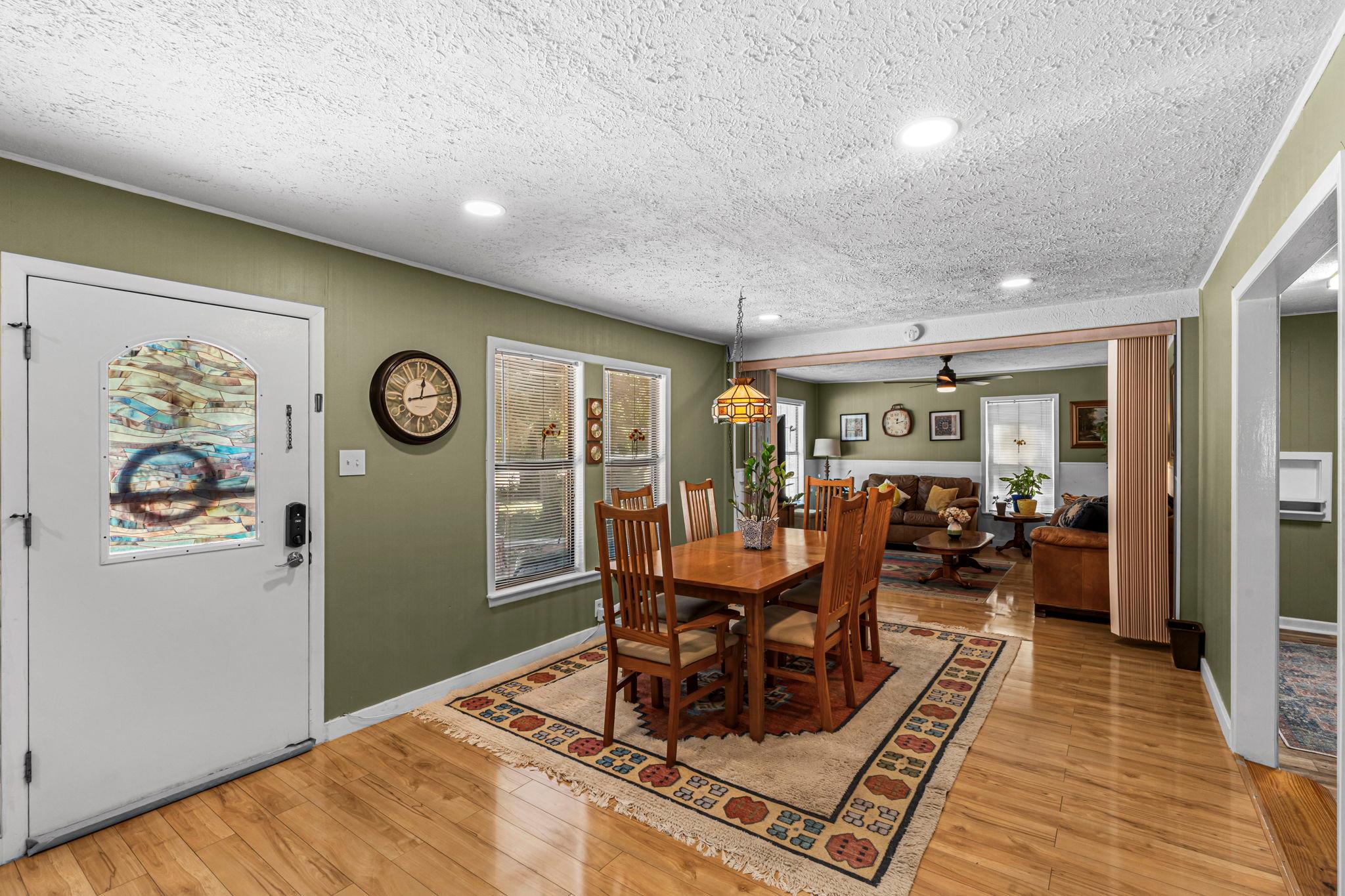 3rd image of 133 Sherwood St, San Marcos, TX 78666 | MLS# 9243430