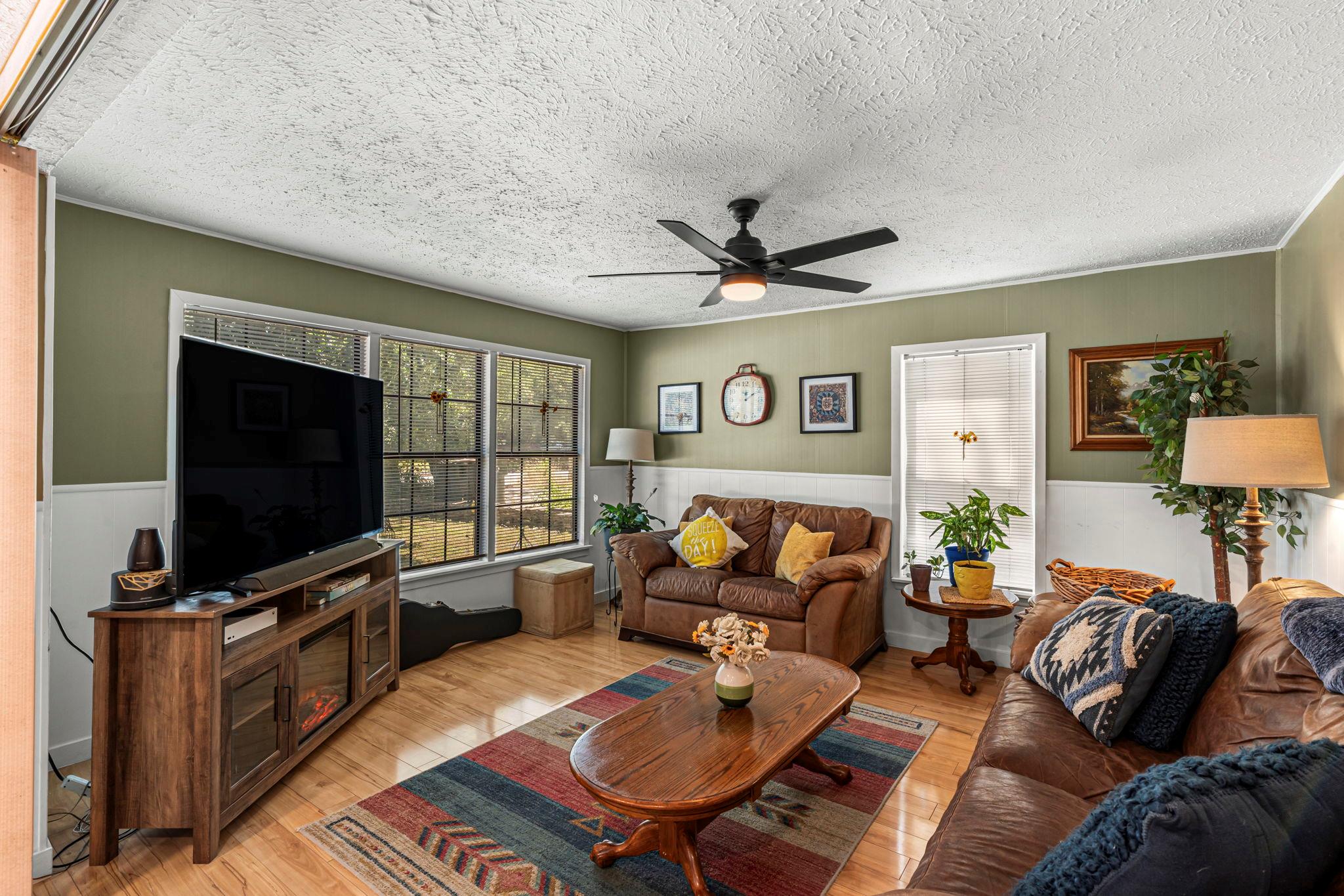 4th image of 133 Sherwood St, San Marcos, TX 78666 | MLS# 9243430