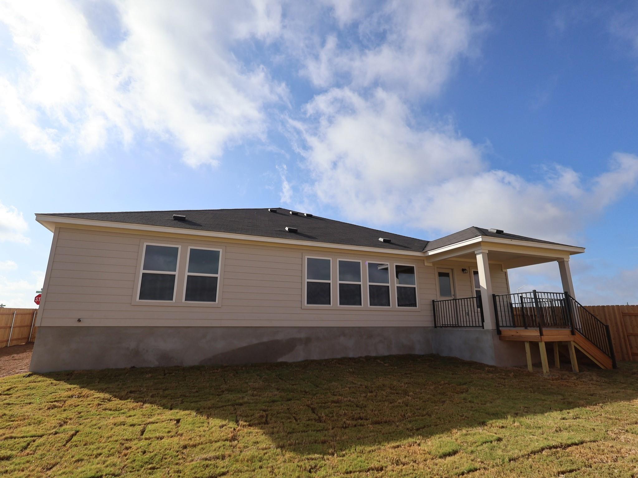 2nd image of 12500 Setting Peak Ln, Buda, TX 78610 | MLS# 5403303