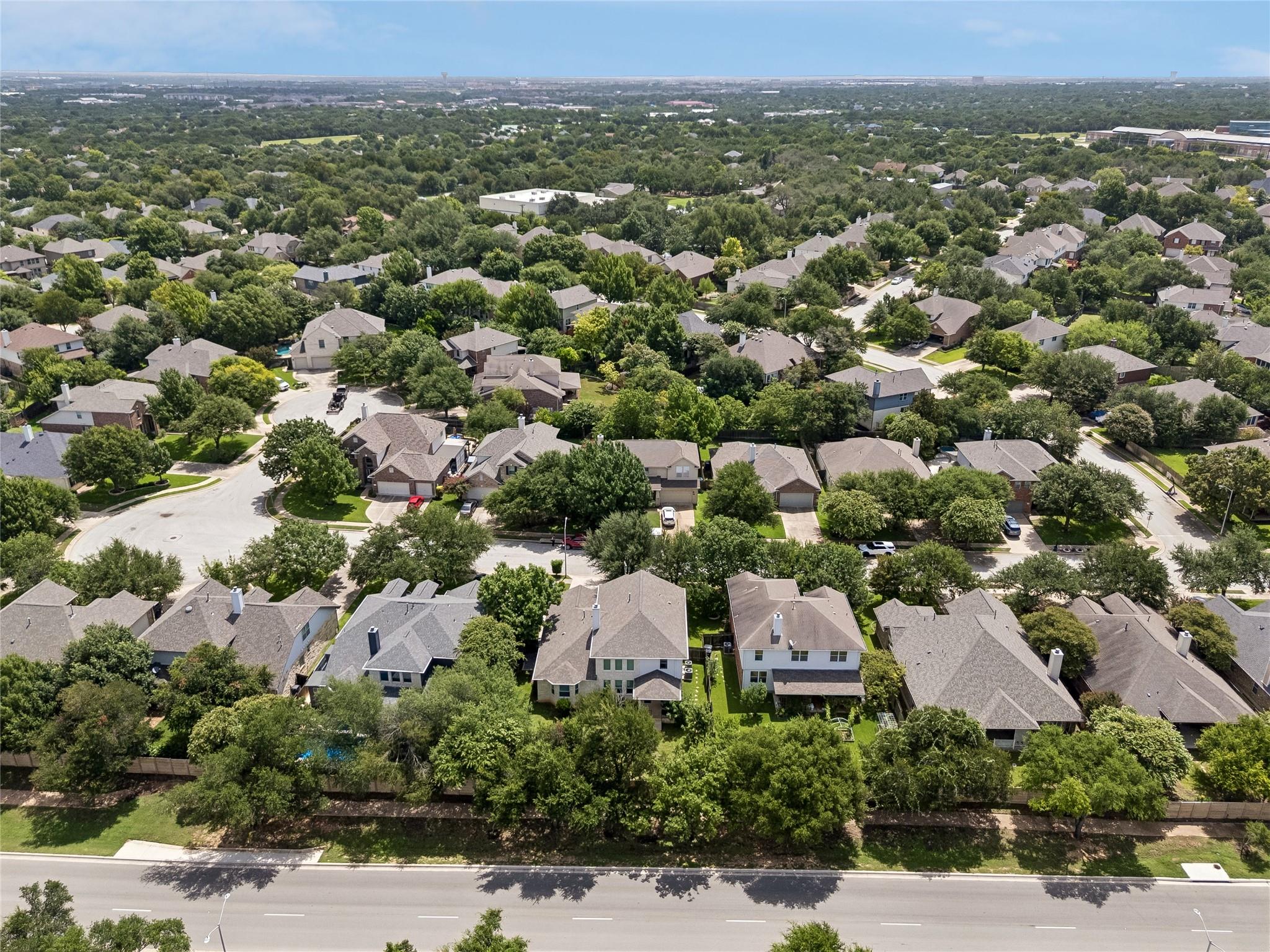 35th image of 1705 Chula Vista Dr, Cedar Park, TX 78613 | MLS# 1823048