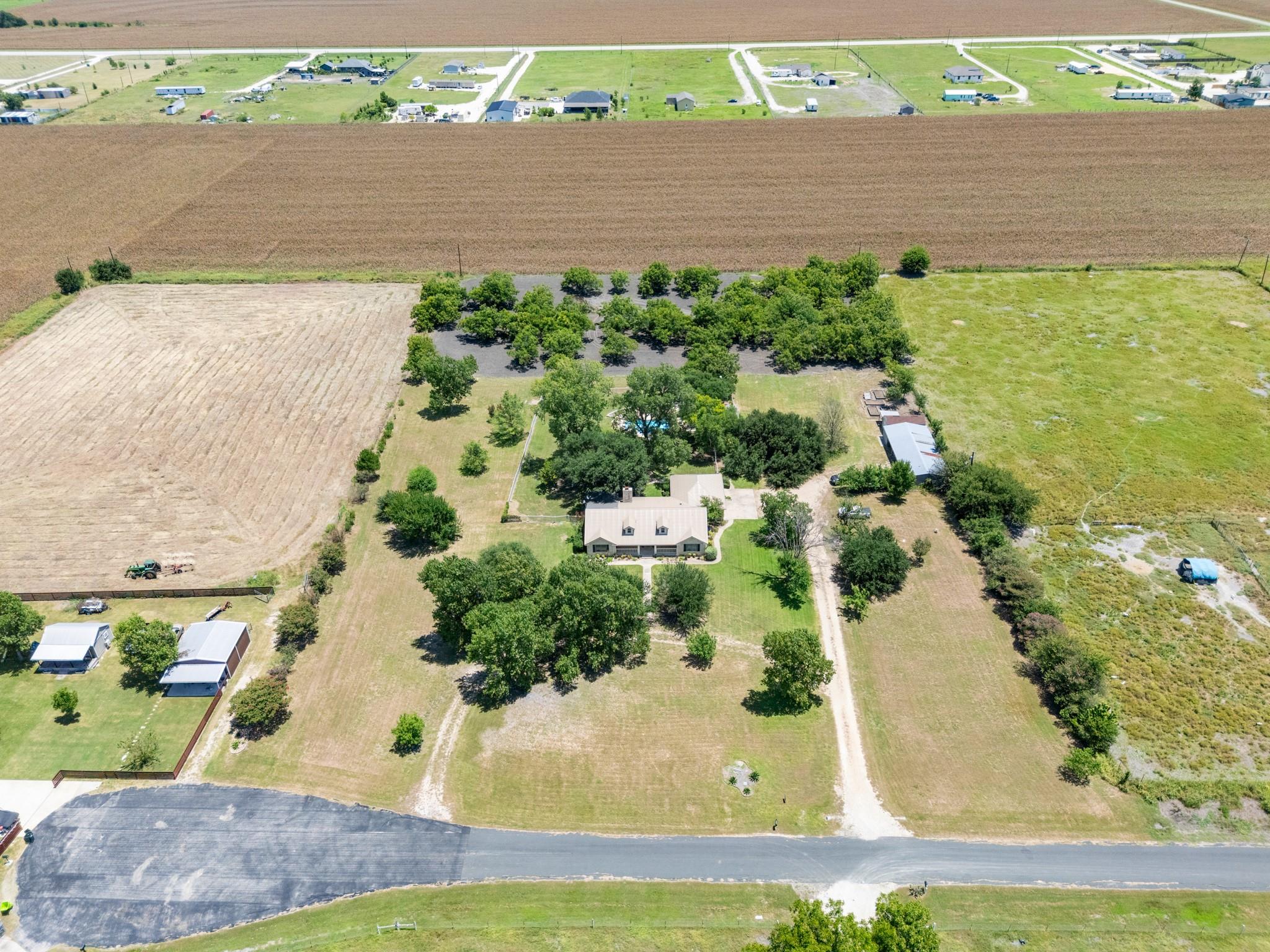 4th image of 280 Windy Ln, Taylor, TX 76574 | MLS# 2352011