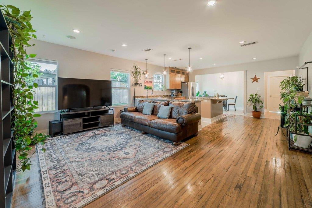 4th image of 121 Margot Ln, Spicewood, TX 78669 | MLS# 7353107