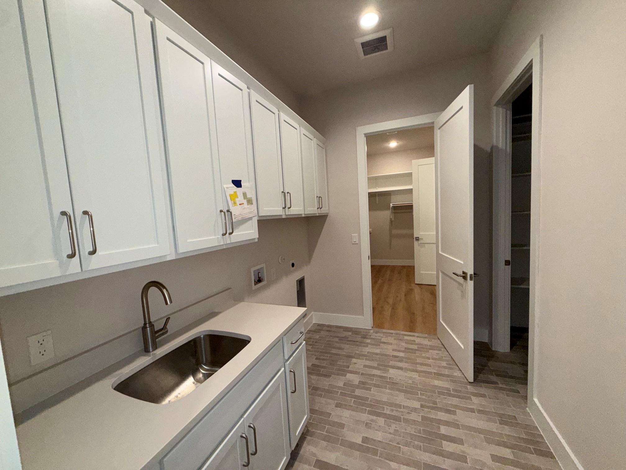 5th image of 134` Pinehurst St, Meadowlakes, TX 78654 | MLS# 7721148