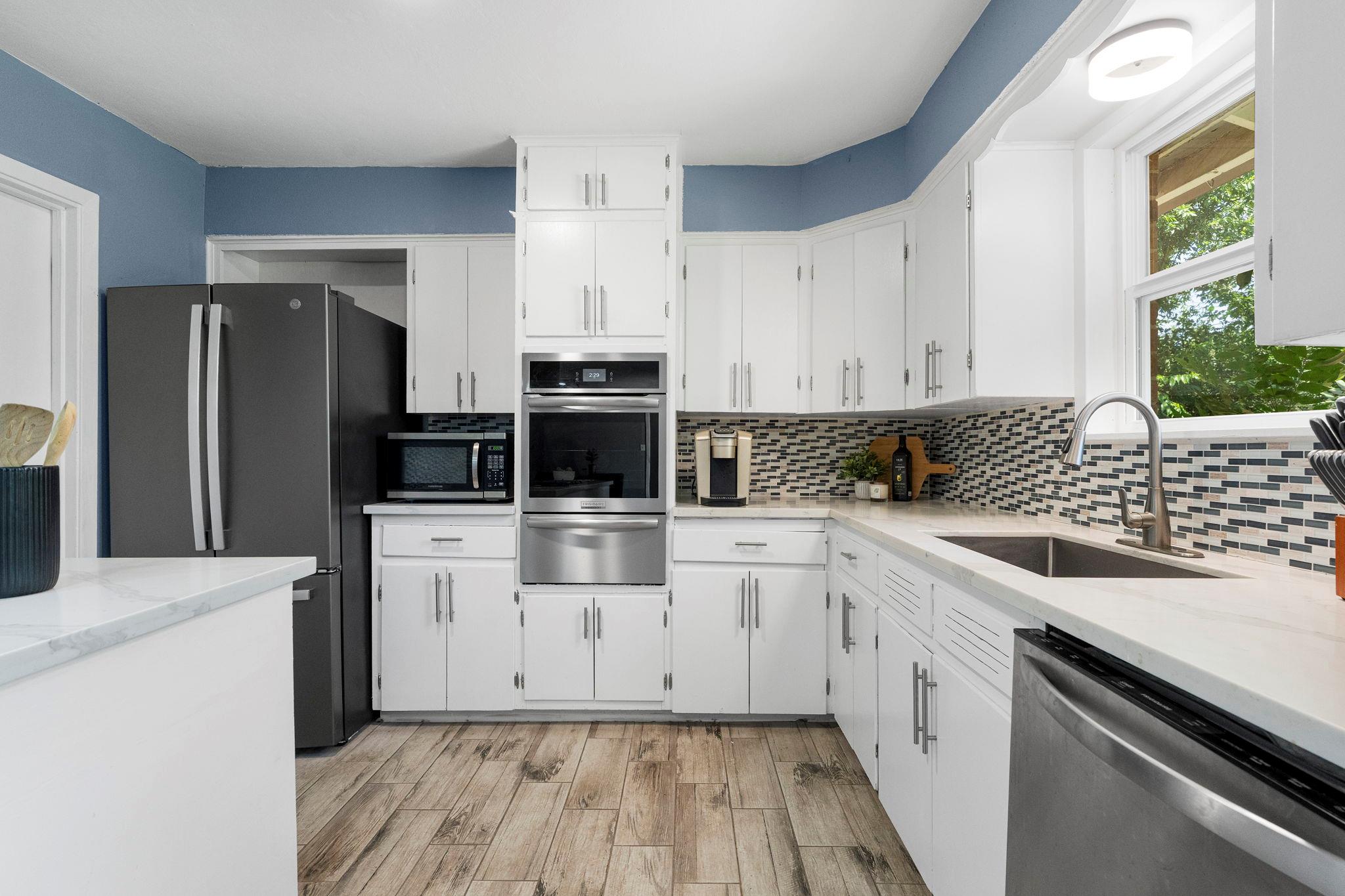 5th image of 4801 Oldfort Hill Dr, Austin, TX 78723 | MLS# 9063085