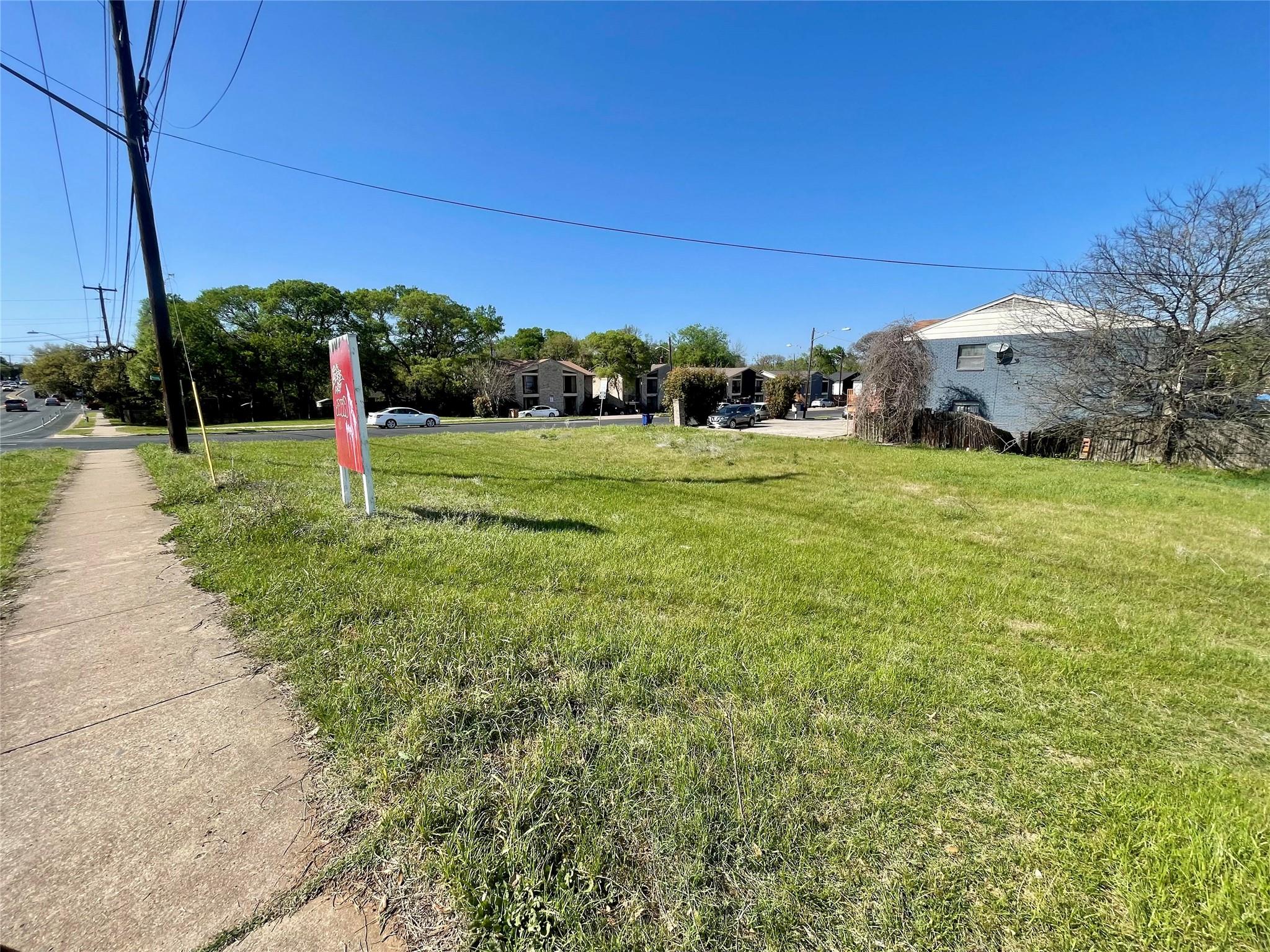 4th image of 1700 W Stassney Ln, Austin, TX 78745 | MLS# 6993807