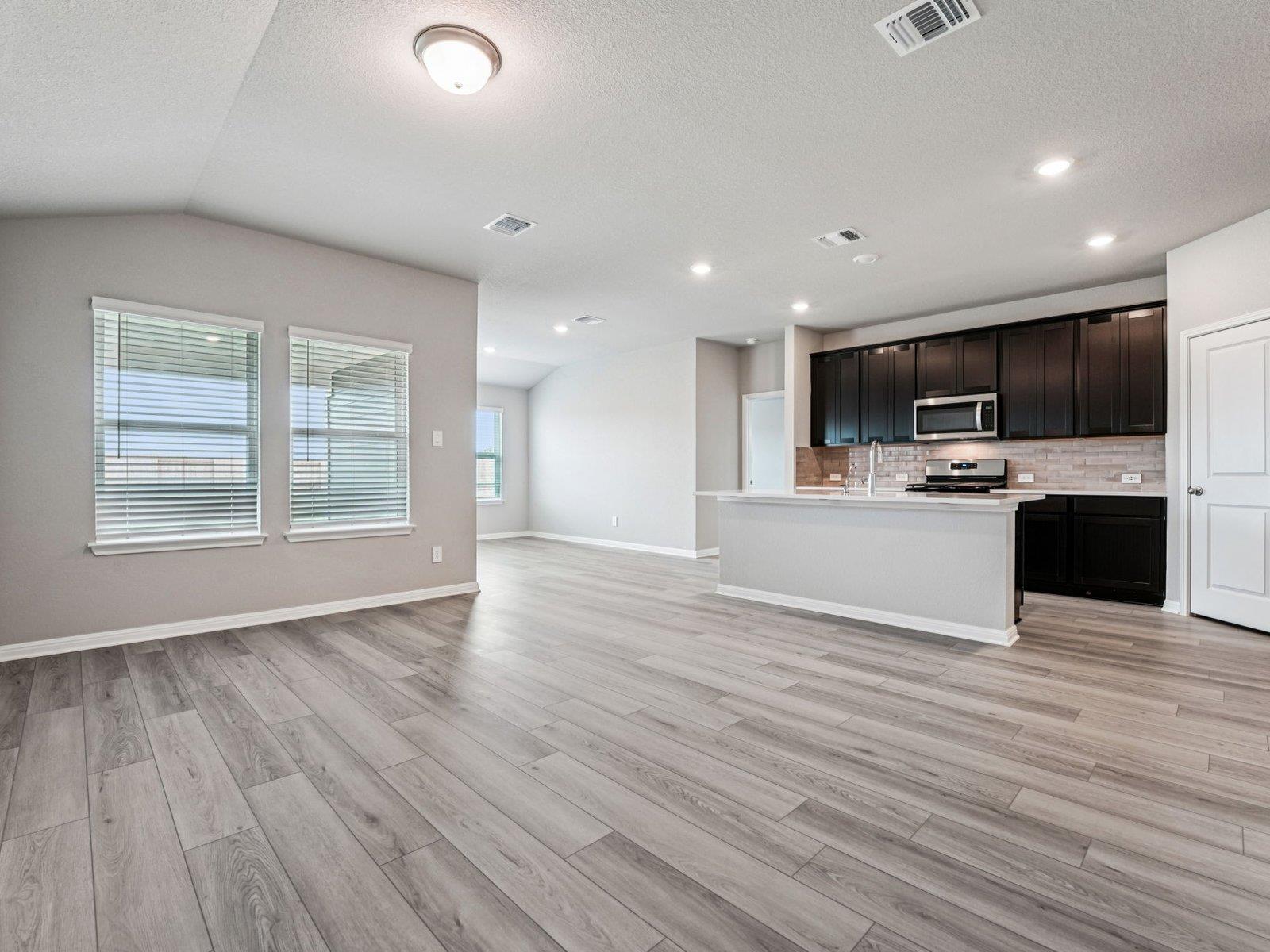 4th image of 242 Red Tail Hawk Ln, Cedar Creek, TX 78612 | MLS# 5300592