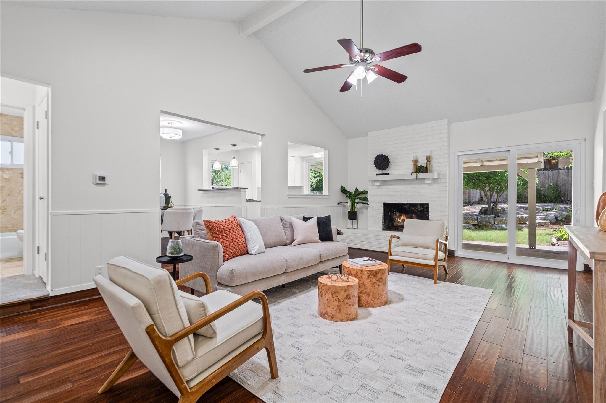 3rd image of 1001 Speer Ln, Austin, TX 78745 | MLS# 2182617