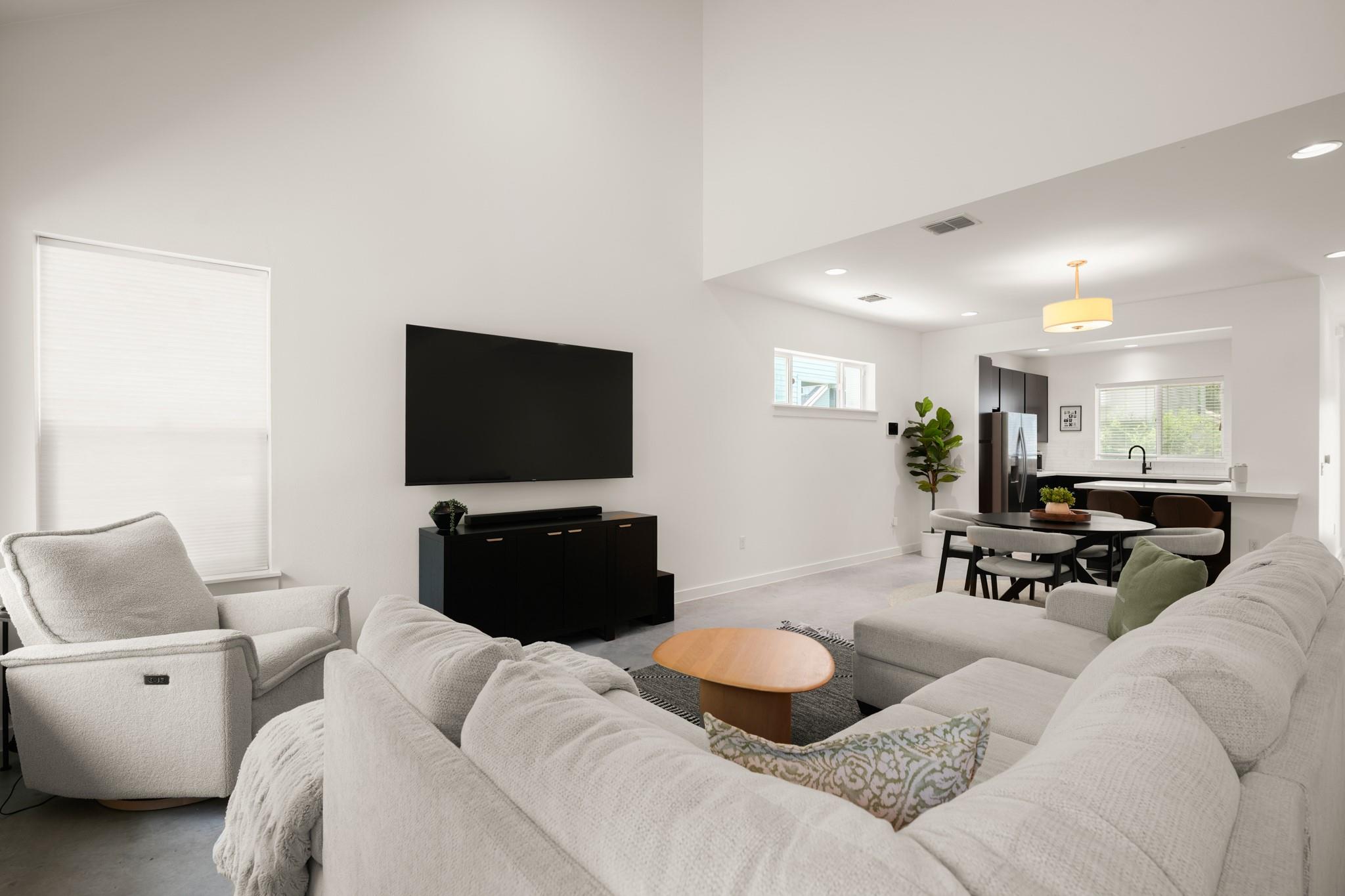 3rd image of 5616 S 1St St #18, Austin, TX 78745 | MLS# 2534121