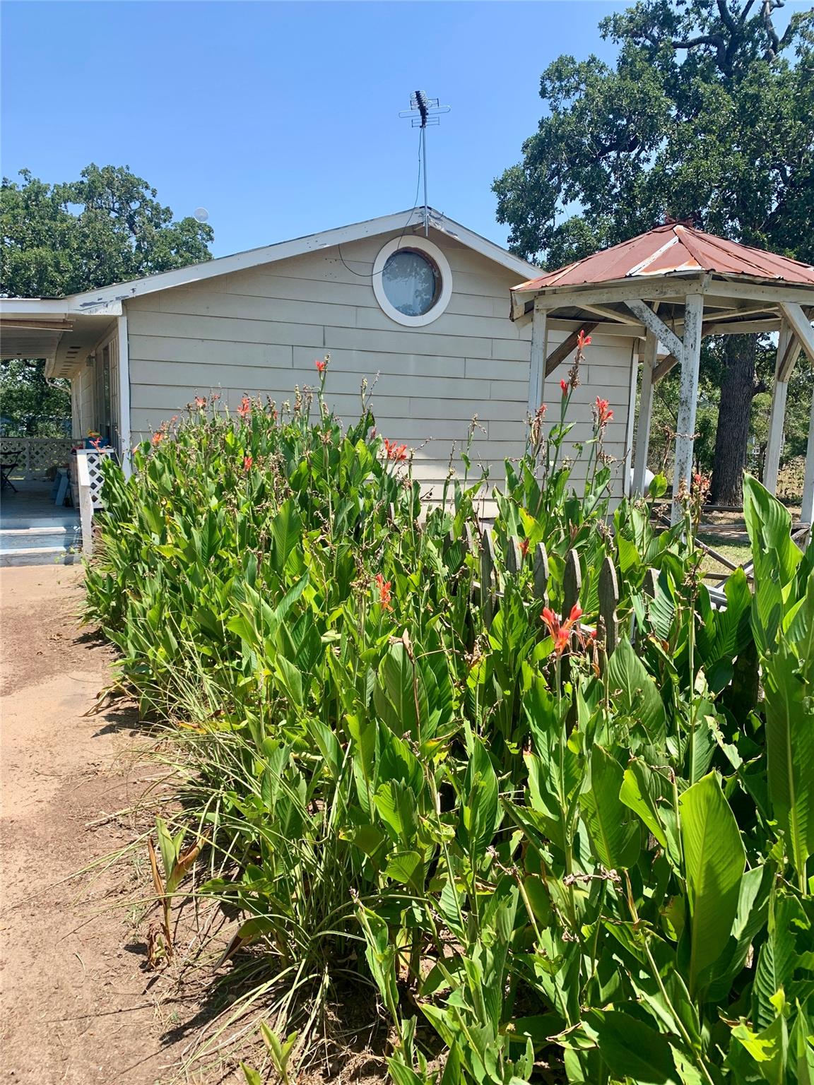 5th image of 105 Tom Tom, Smithville, TX 78957 | MLS# 3451579