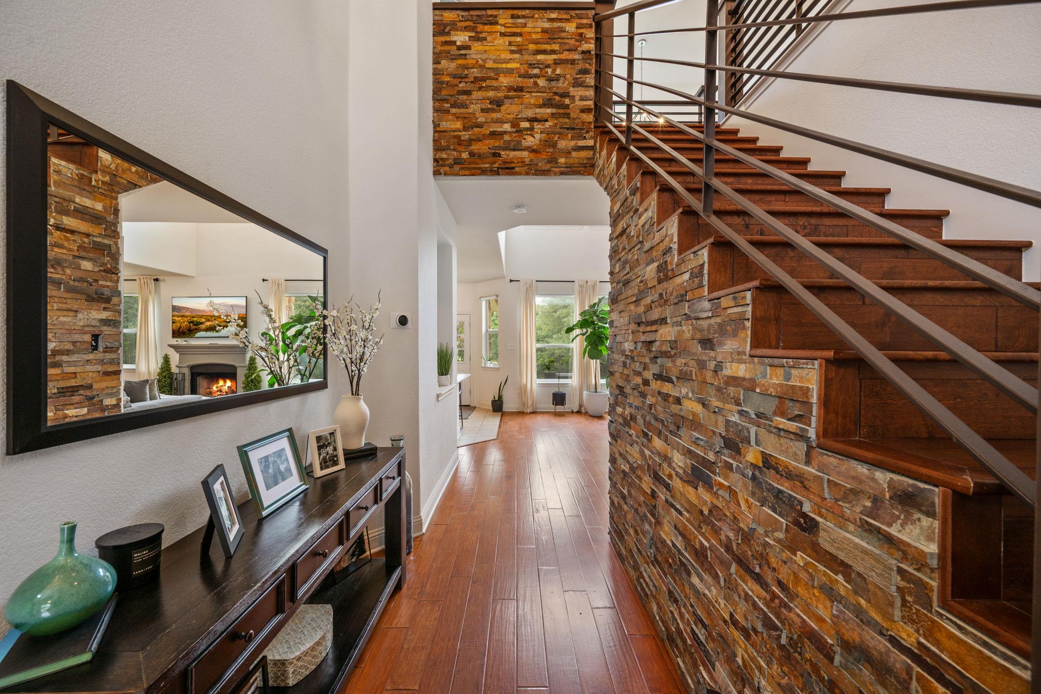 4th image of 14425 American Kestrel Dr, Austin, TX 78738 | MLS# 3777682
