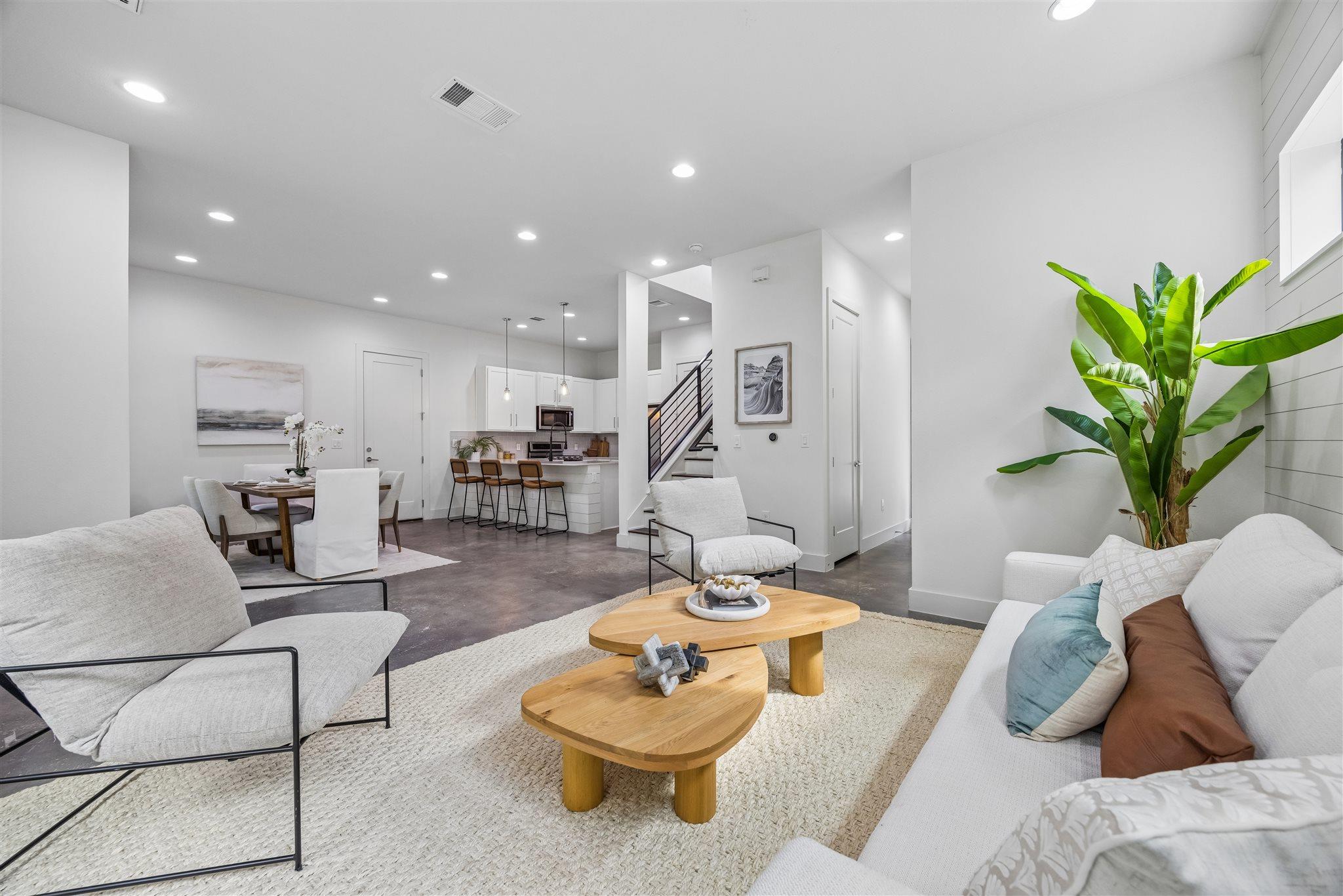 3rd image of 1118 Algarita Ave #2, Austin, TX 78704 | MLS# 3355973