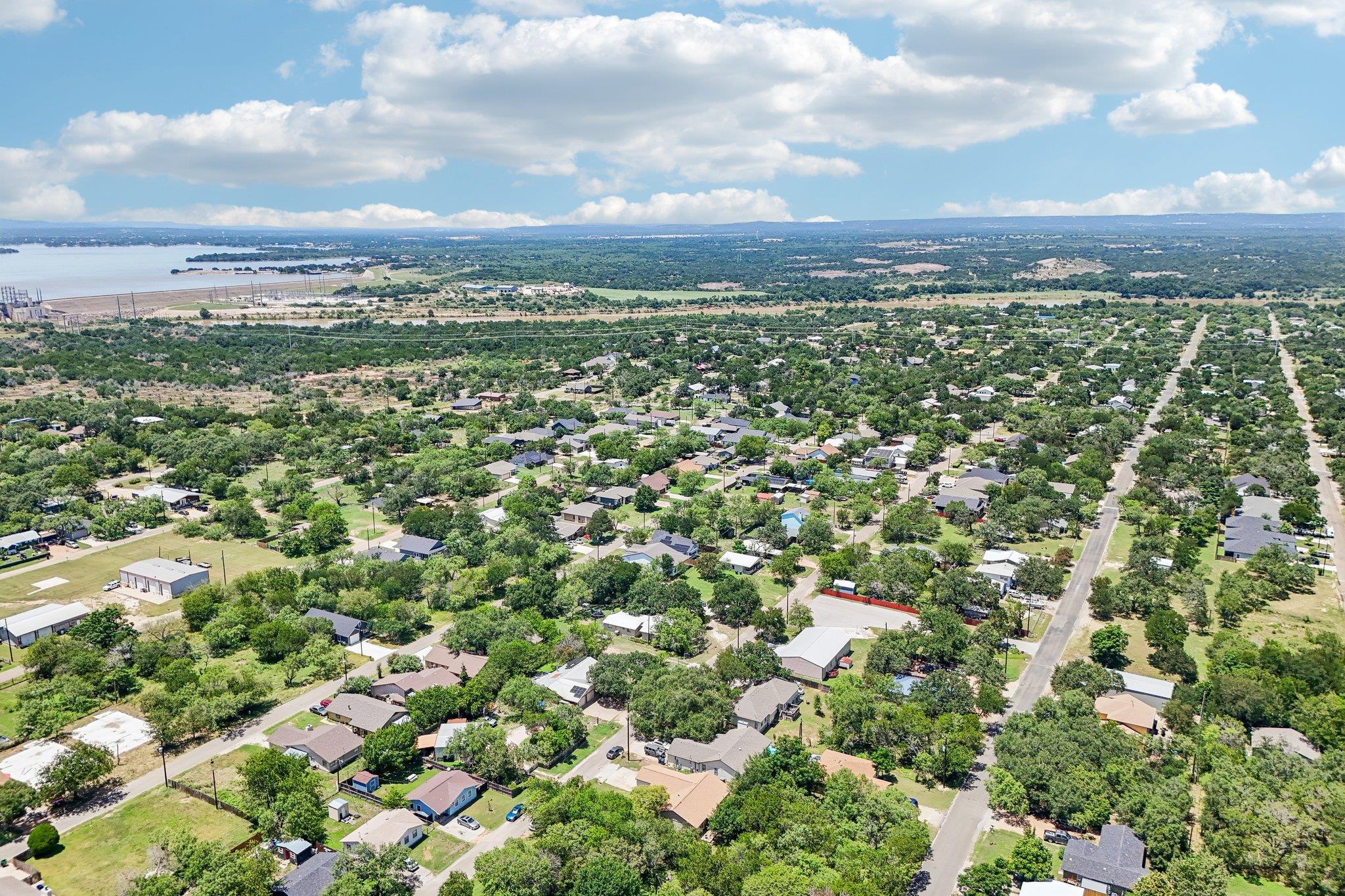 4th image of 611 Magnolia Ln, Cottonwood Shores, TX 78657 | MLS# 9987617